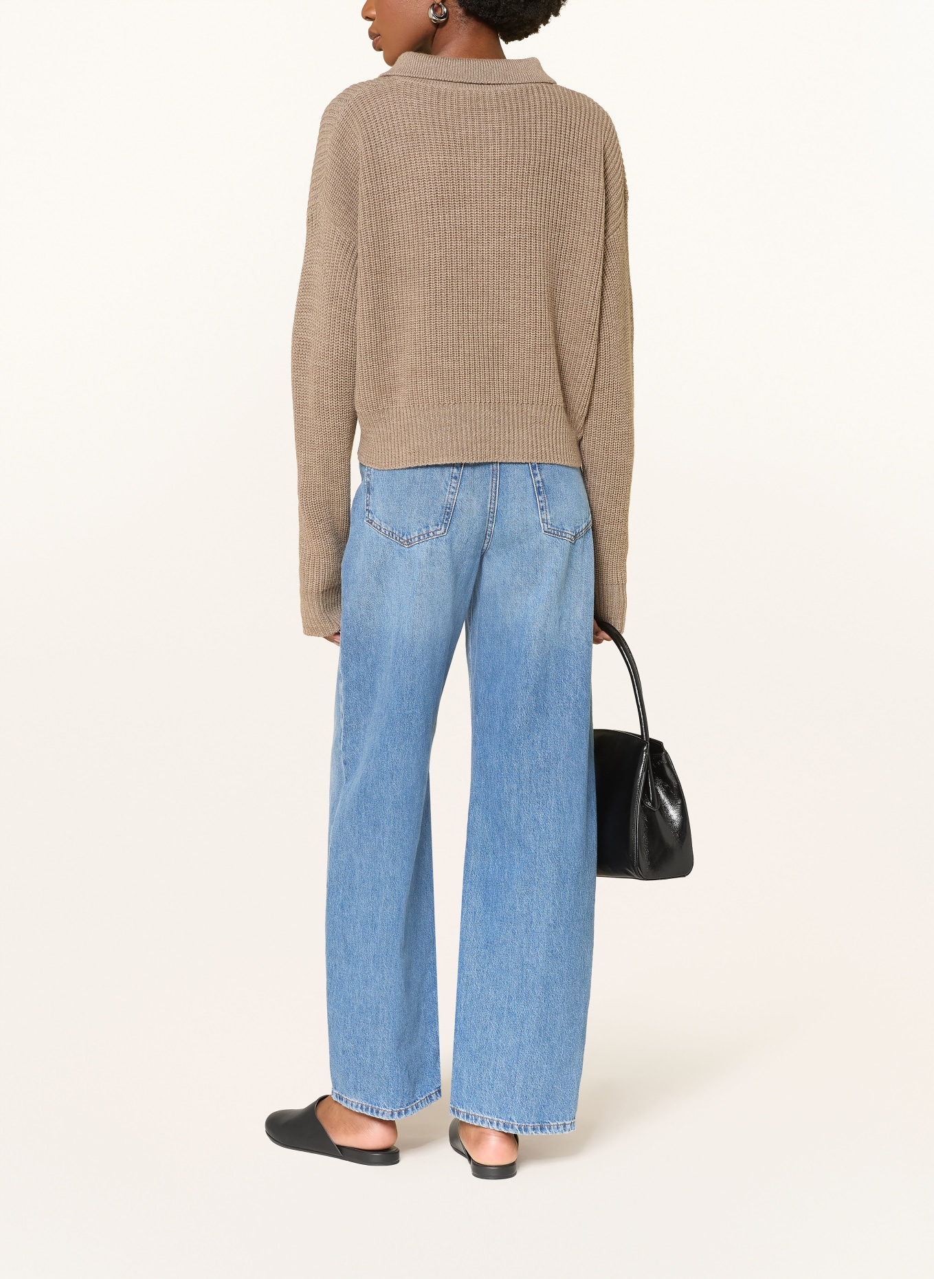 by Aylin Koenig Pull TESSA en laine mérinos: TAUPE