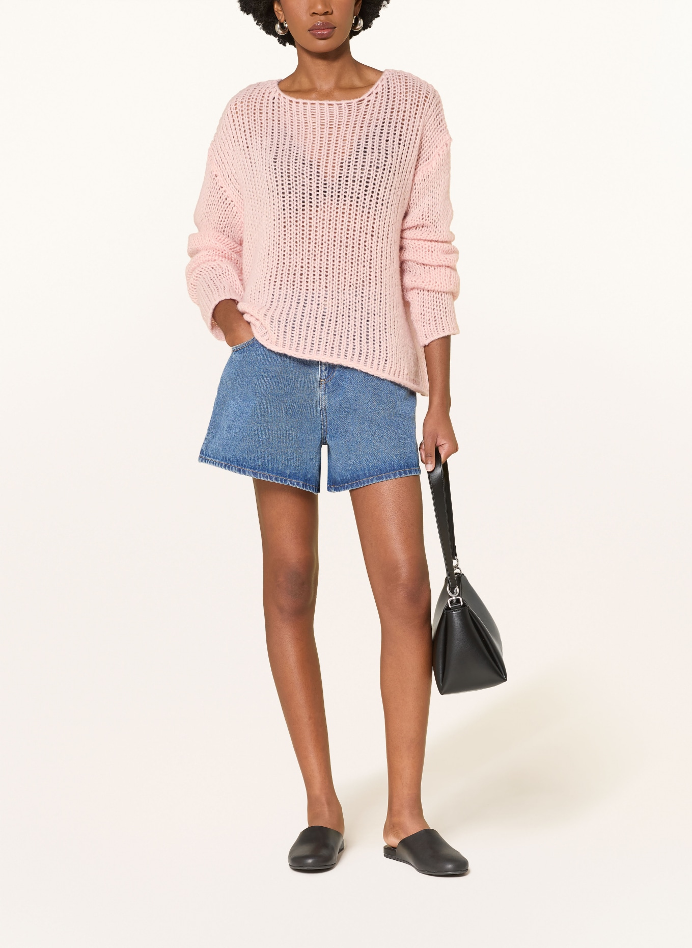 by Aylin Koenig Pull ISABELLA: ROSE CLAIR