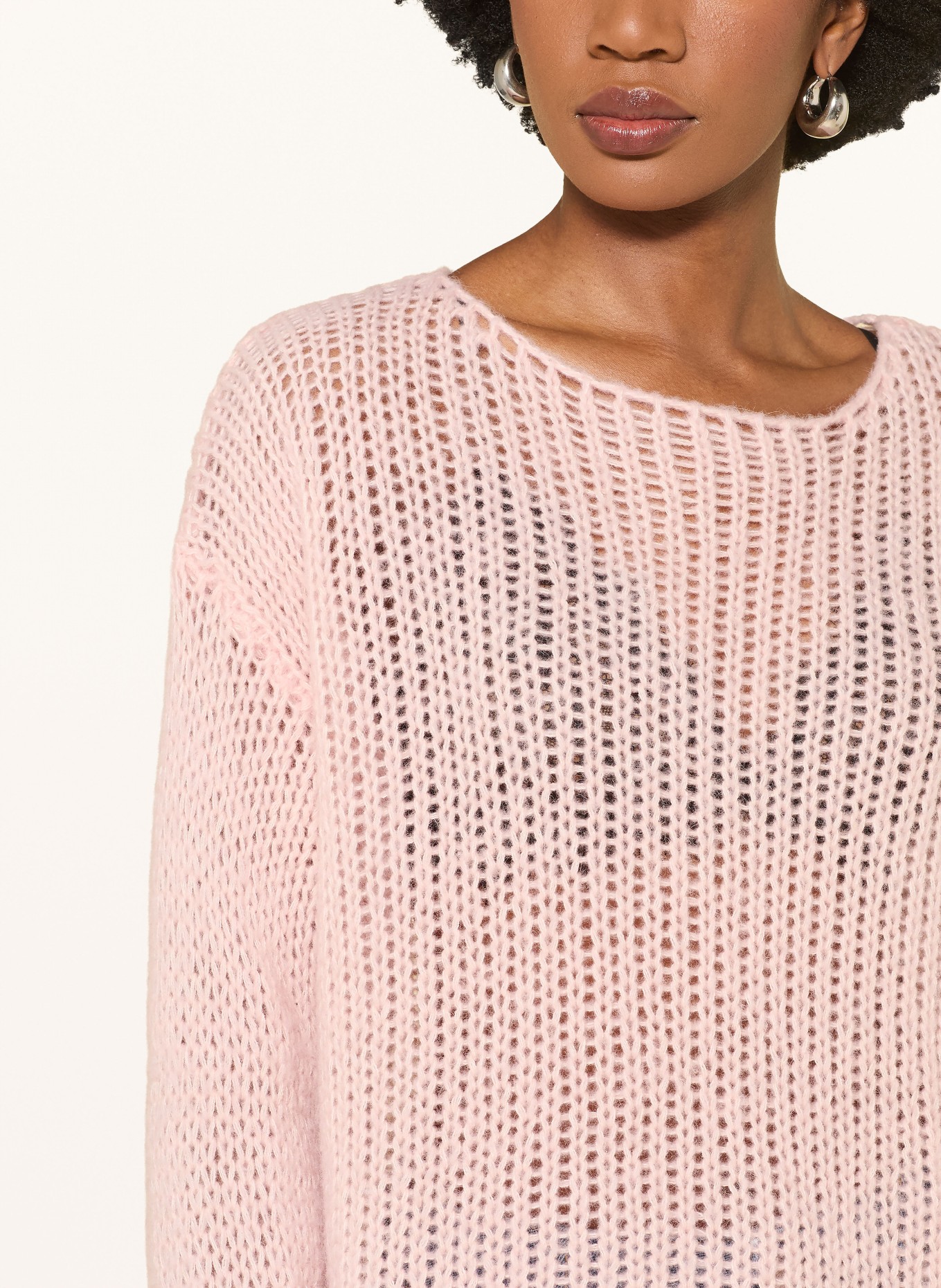 by Aylin Koenig Pull ISABELLA: ROSE CLAIR