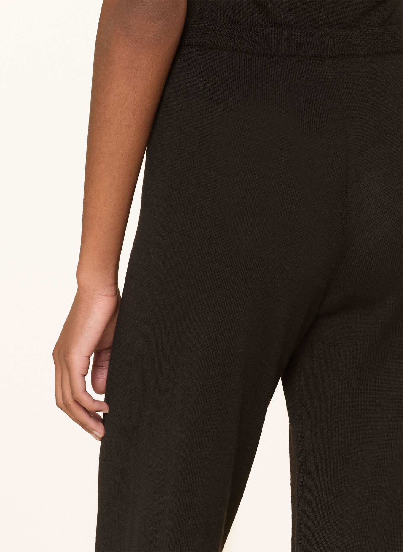 by Aylin Koenig Pantalon en maille JOLIE en laine mérinos: NOIR