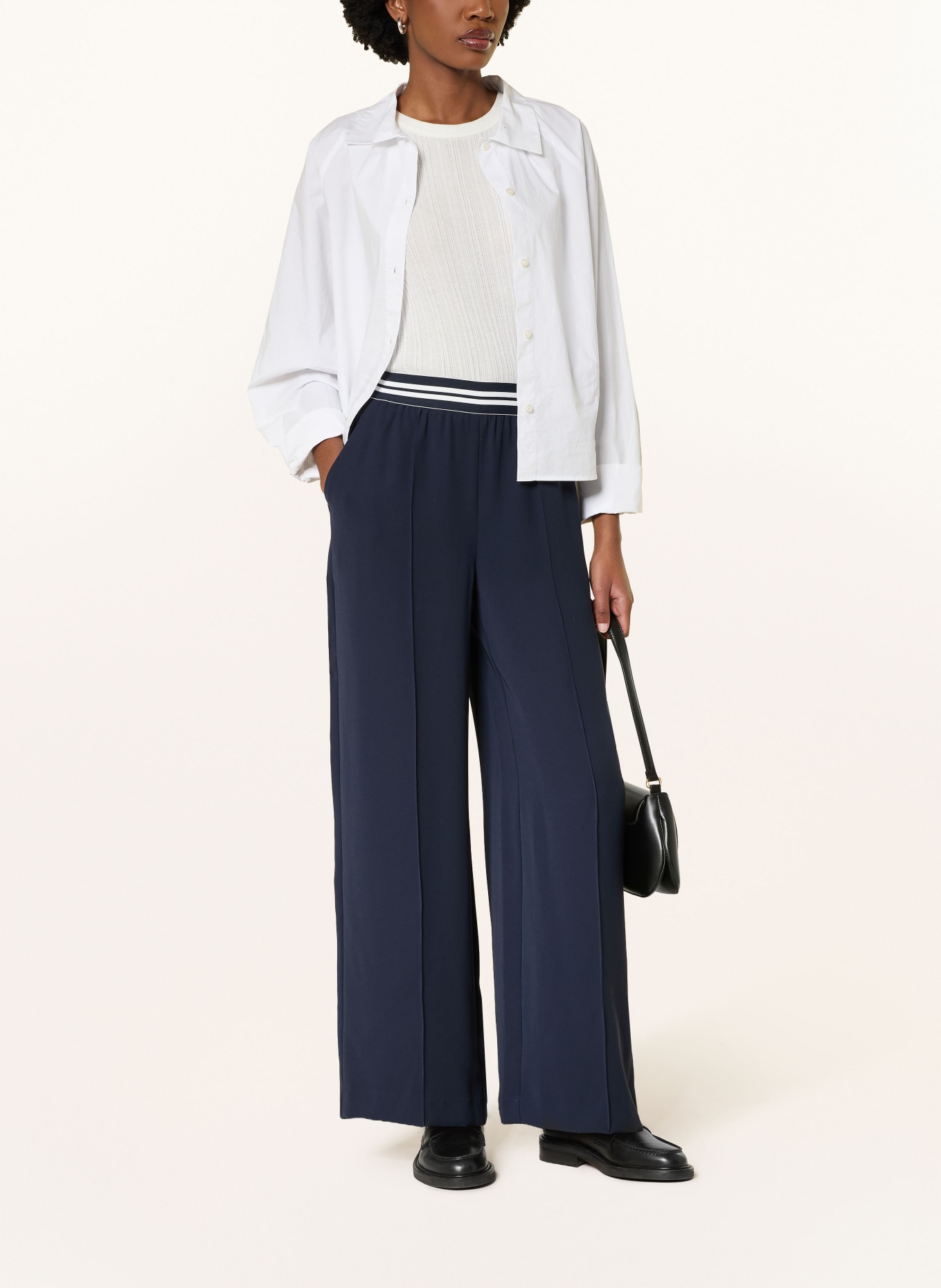 REISS Kalhoty Marlene SONNIE: TMAVĚ MODRÁ / BÍLÁ