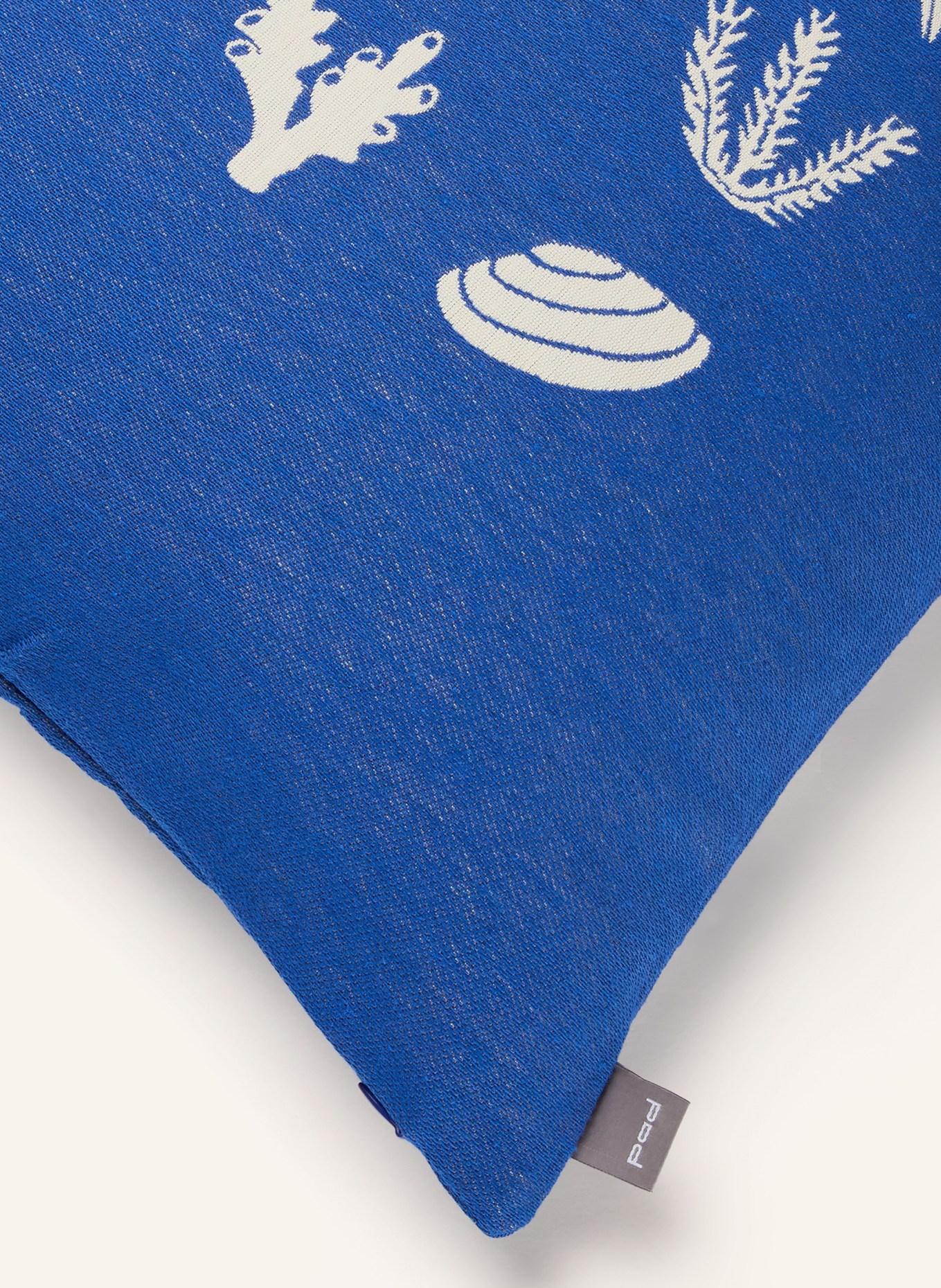 PAD Decorative pillowcase CORALS: BLUE / WHITE