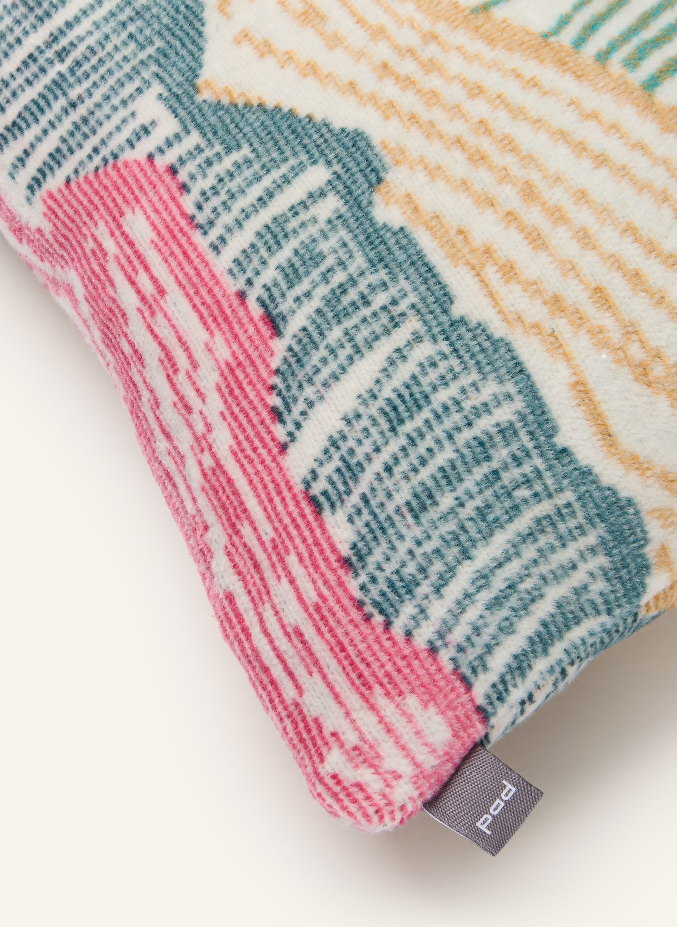 PAD Dekokissenhülle UNREAL MOUNTAINS aus Flanell: TÜRKIS / BEIGE / ROT