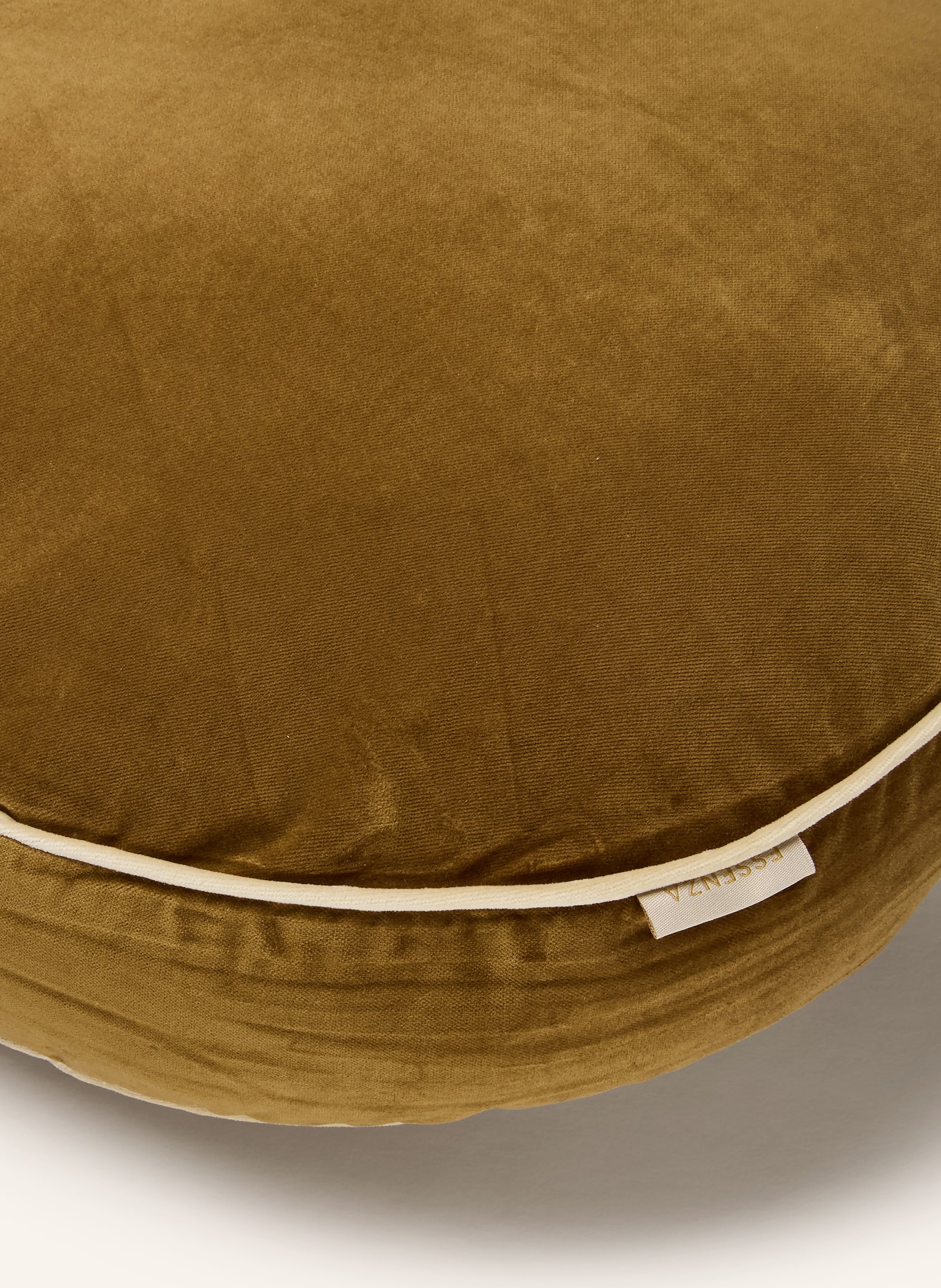 ESSENZA Decorative cushion LIO: BROWN