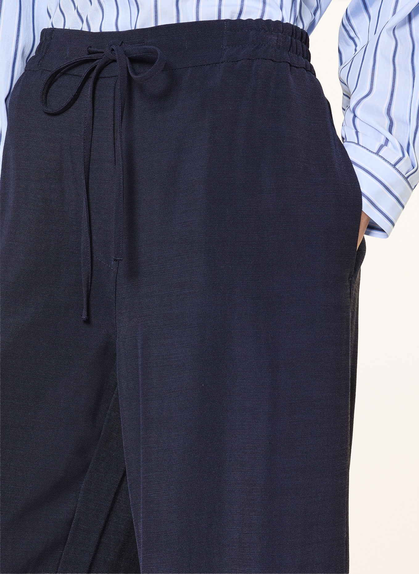 CLAUDIE PIERLOT Spodnie typu joggingowe: GRANATOWY