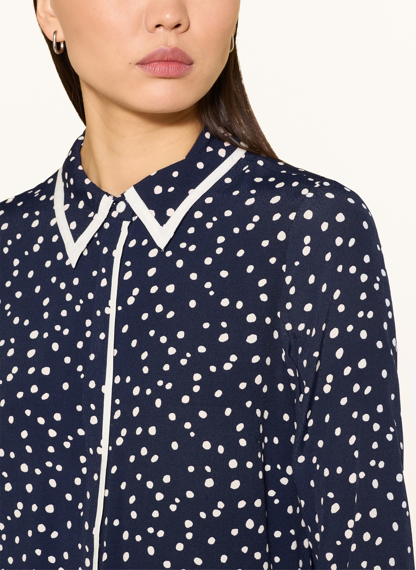 Phase Eight Košile RITA: MODRÁ / BÍLÁ