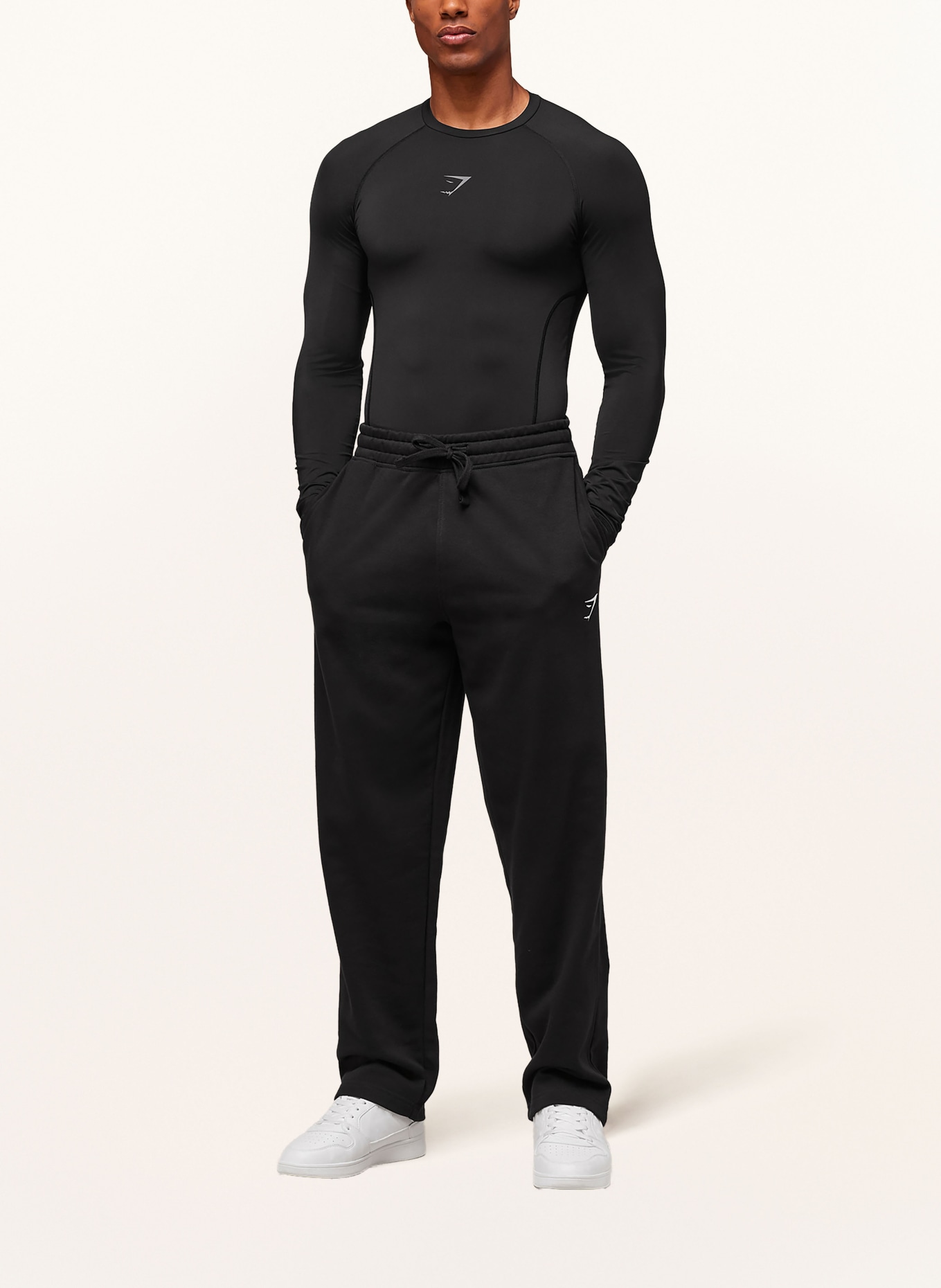 GYMSHARK Longsleeve ELEMENT: SCHWARZ