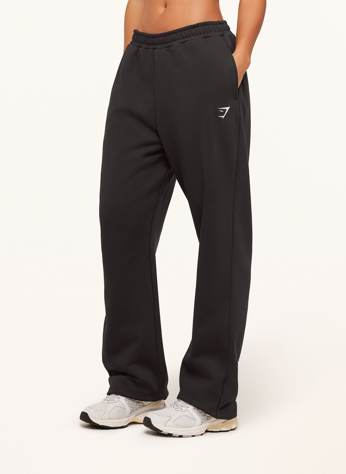 GYMSHARK Sweatpants TRAINING: SCHWARZ