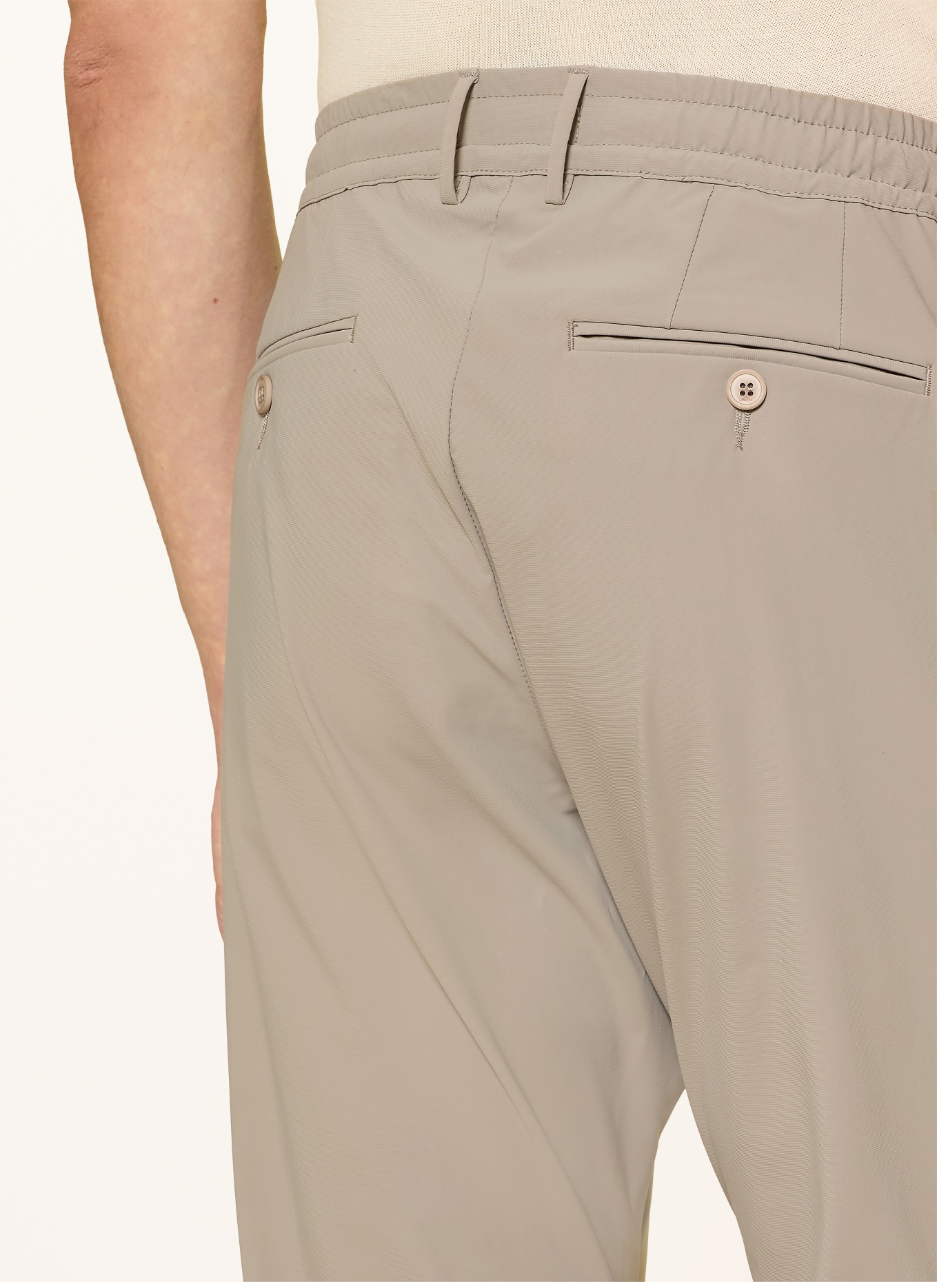 CRUNA Chino MITTE Tapered Fit: CAMEL