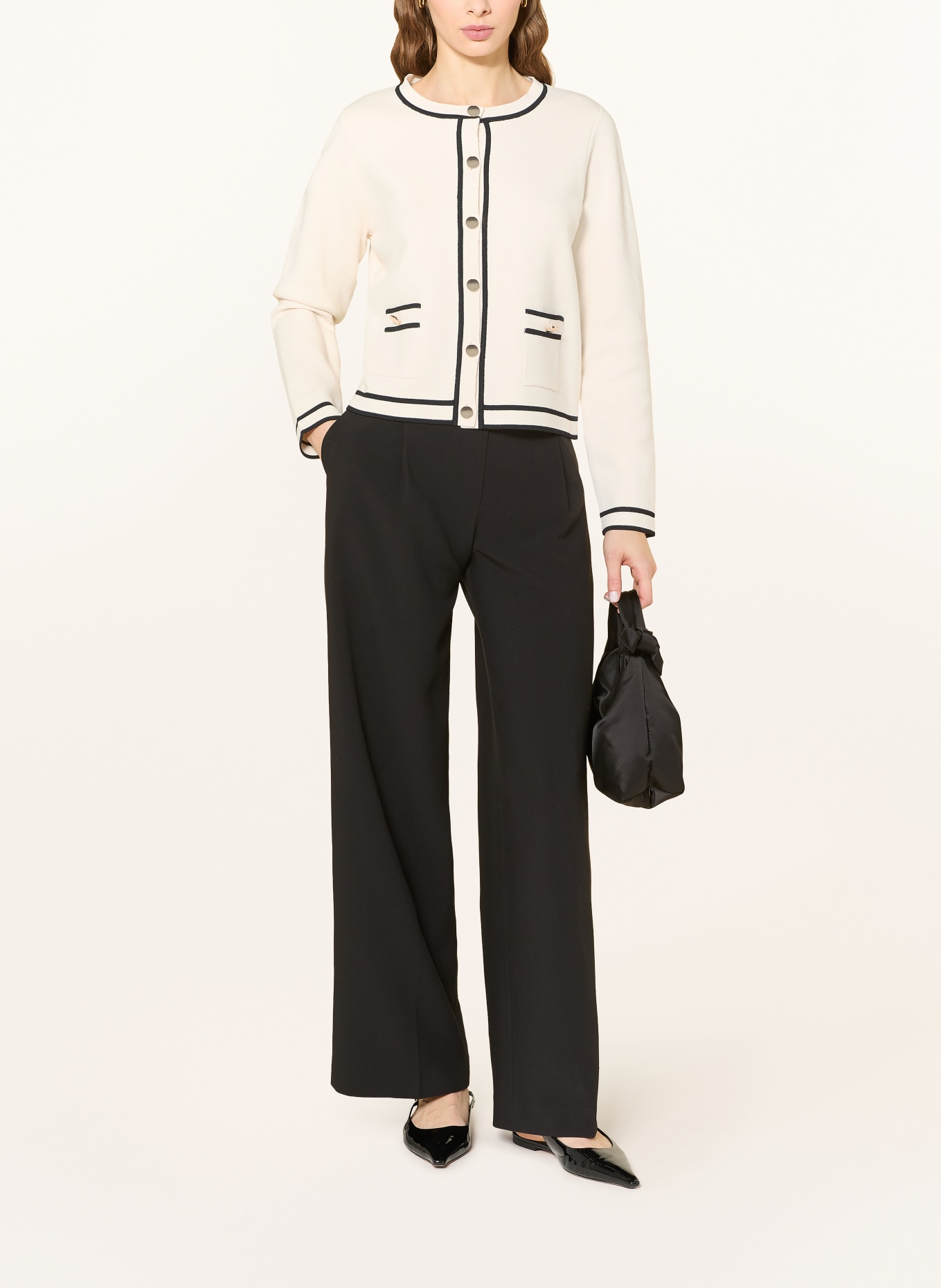 Phase Eight Svetr LOLA: KRÉMOVÁ / ČERNÁ