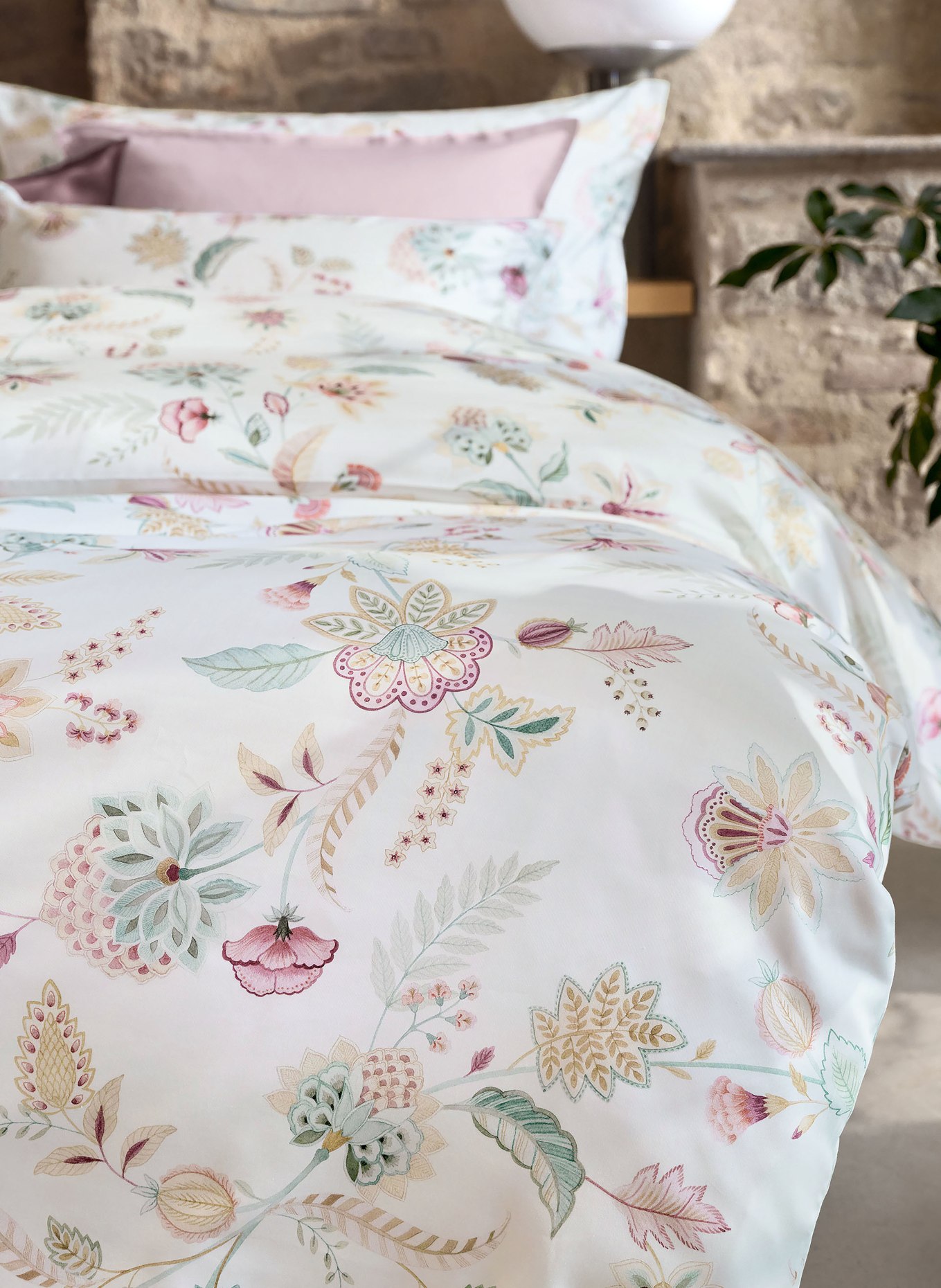 SCHLOSSBERG Linge de lit IMA: CRÈME / ROUGE / VERT CLAIR