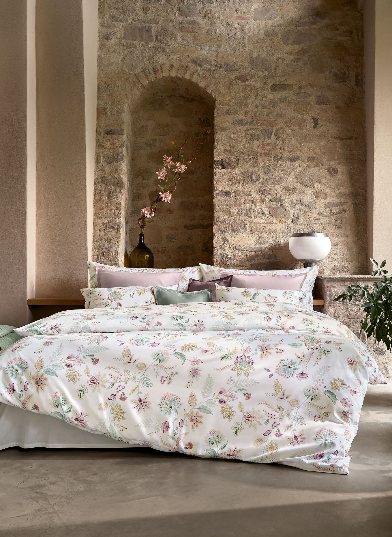 SCHLOSSBERG Linge de lit IMA: CRÈME / ROUGE / VERT CLAIR