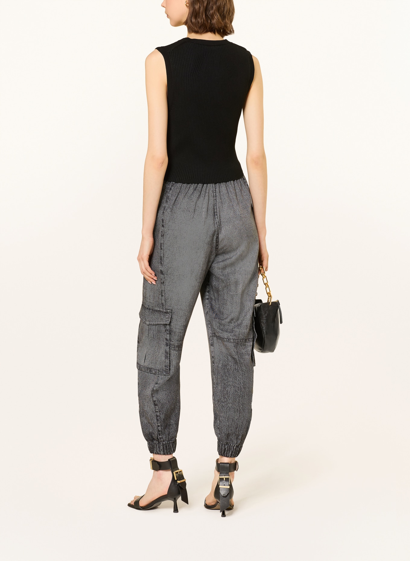 ALLSAINTS Cargové kalhoty SELMA ILLUSION v džínovém vzhledu: TMAVĚ ŠEDÁ