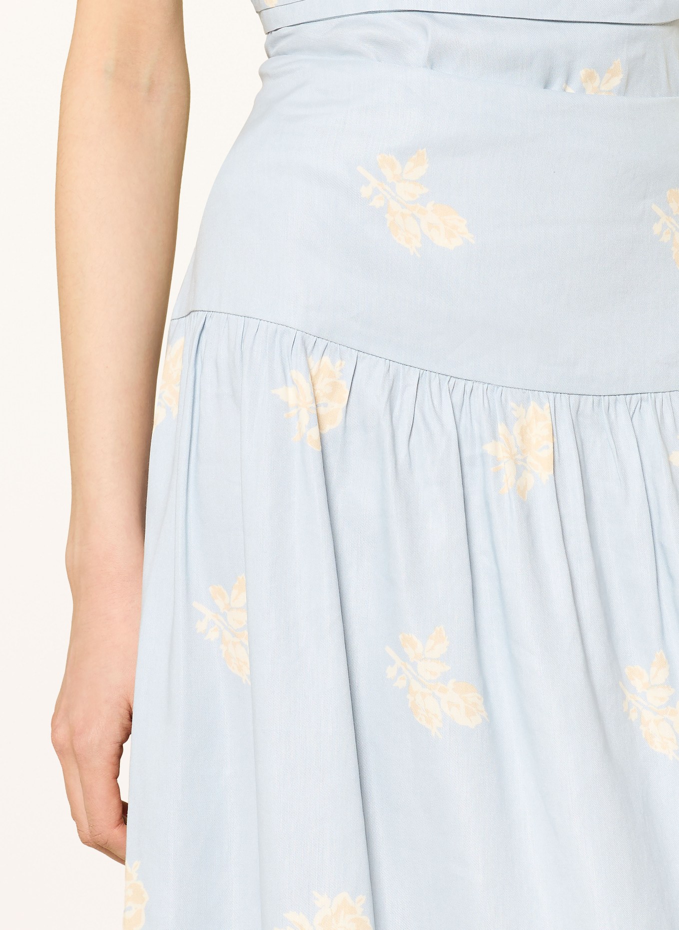 CLAUDIE PIERLOT Rock: WEISS