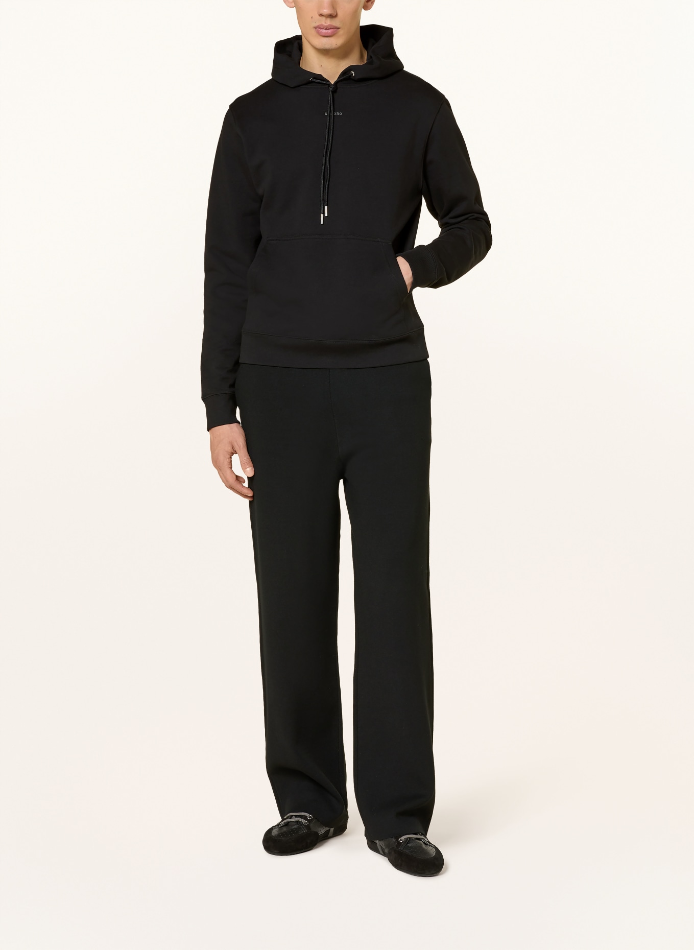 SANDRO Hoodie: SCHWARZ