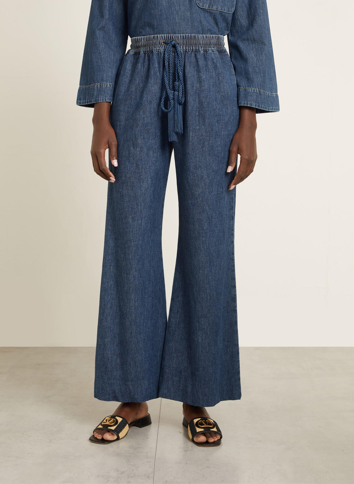 VALENTINO Jeans SOLID im Jogging-Stil: 558 MEDIUM BLUE DENIM