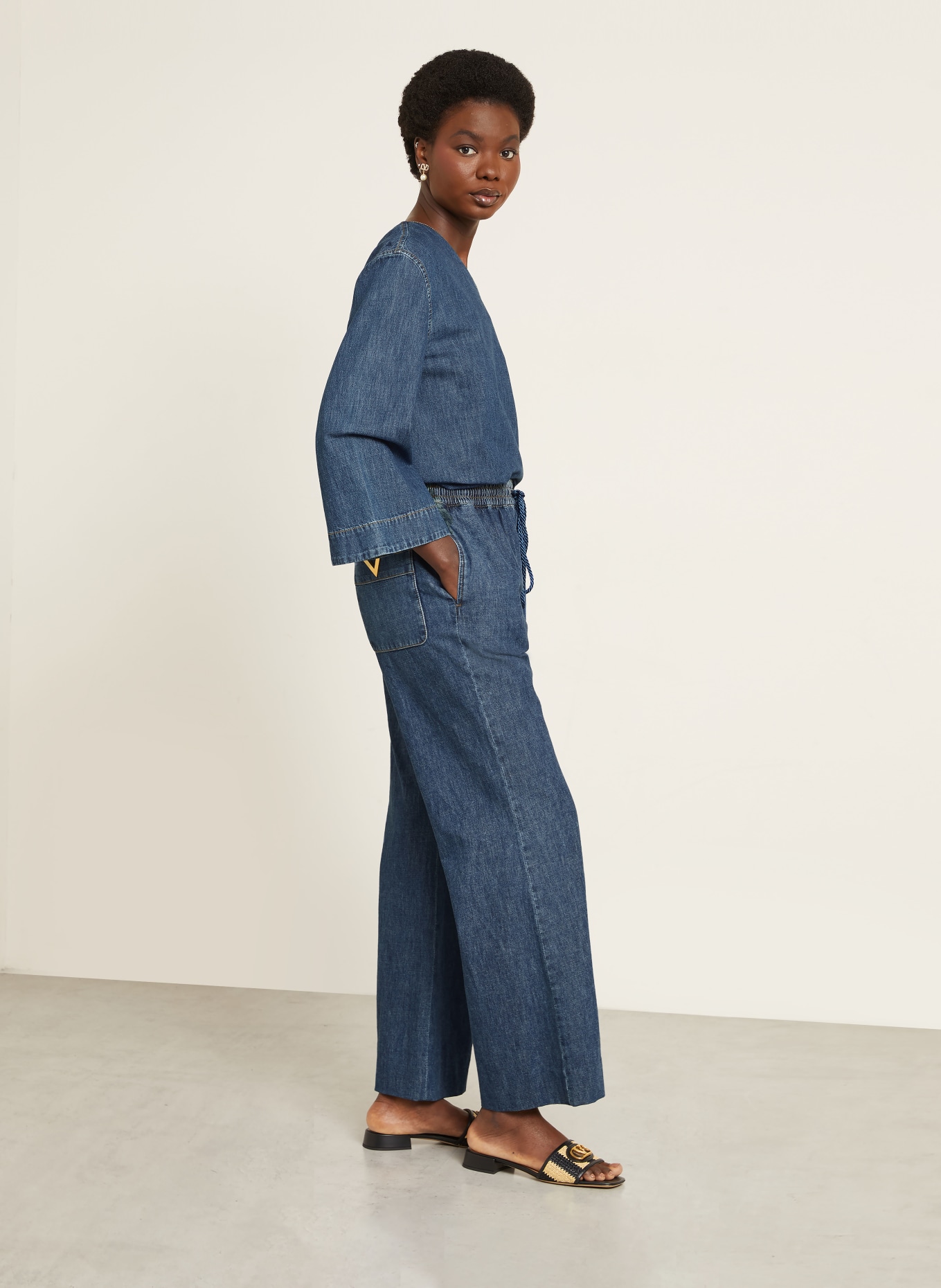 VALENTINO Jeans SOLID im Jogging-Stil: 558 MEDIUM BLUE DENIM