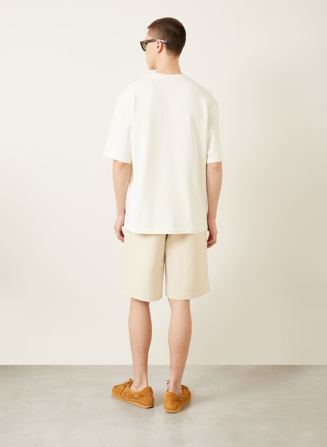 JACQUEMUS T-Shirt LE T-SHIRT CAROTTE: ECRU