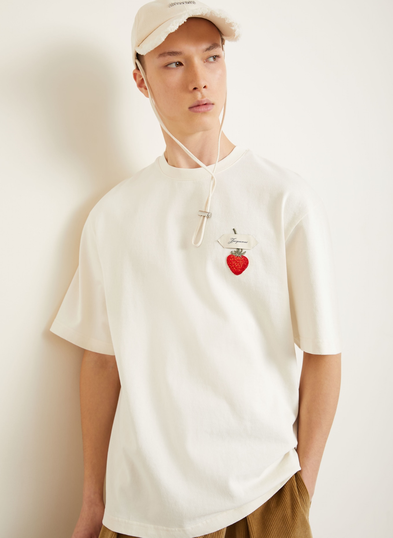 JACQUEMUS T-Shirt LE T-SHIRT FRAISE: ECRU