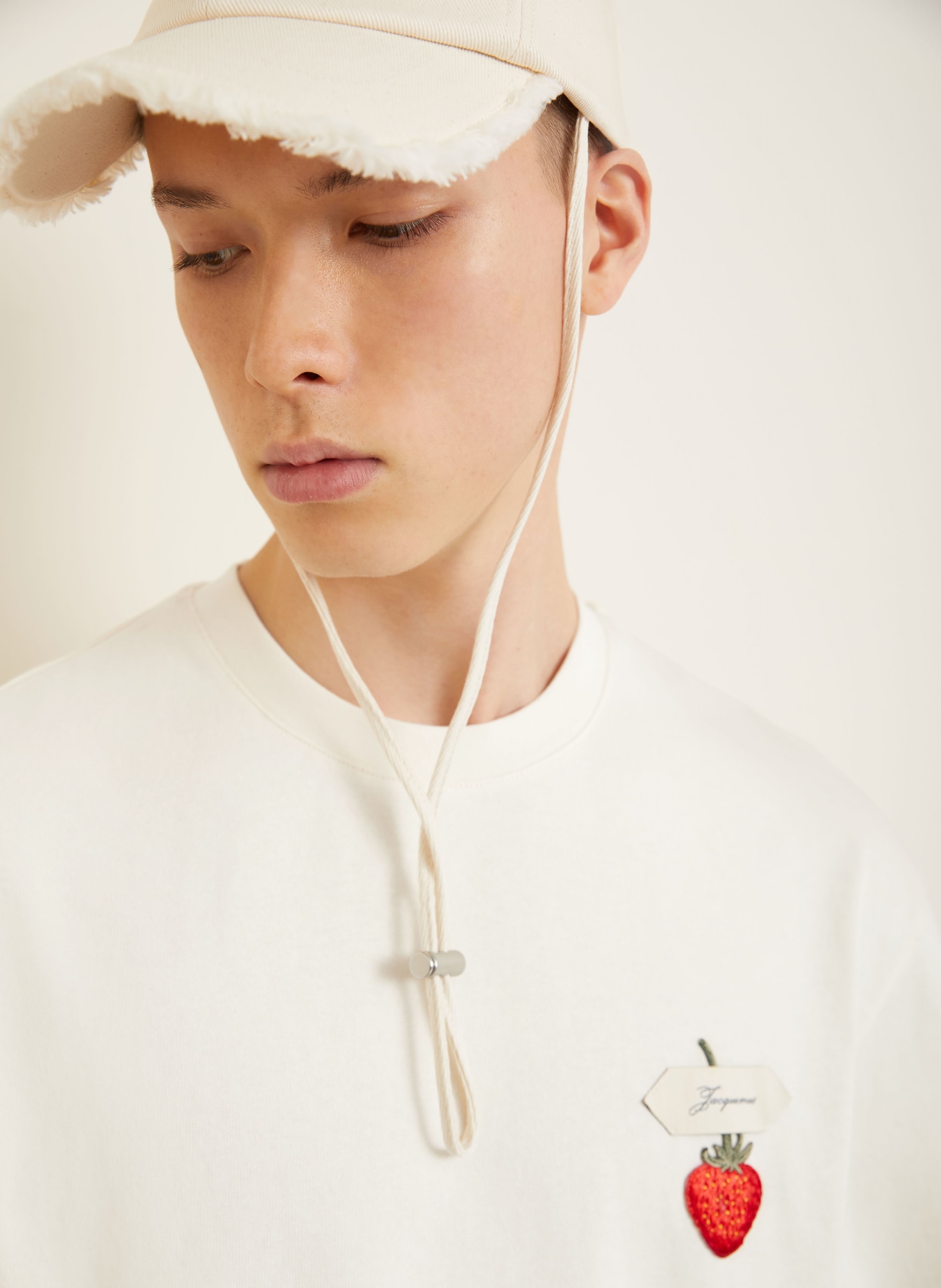 JACQUEMUS T-Shirt LE T-SHIRT FRAISE: ECRU