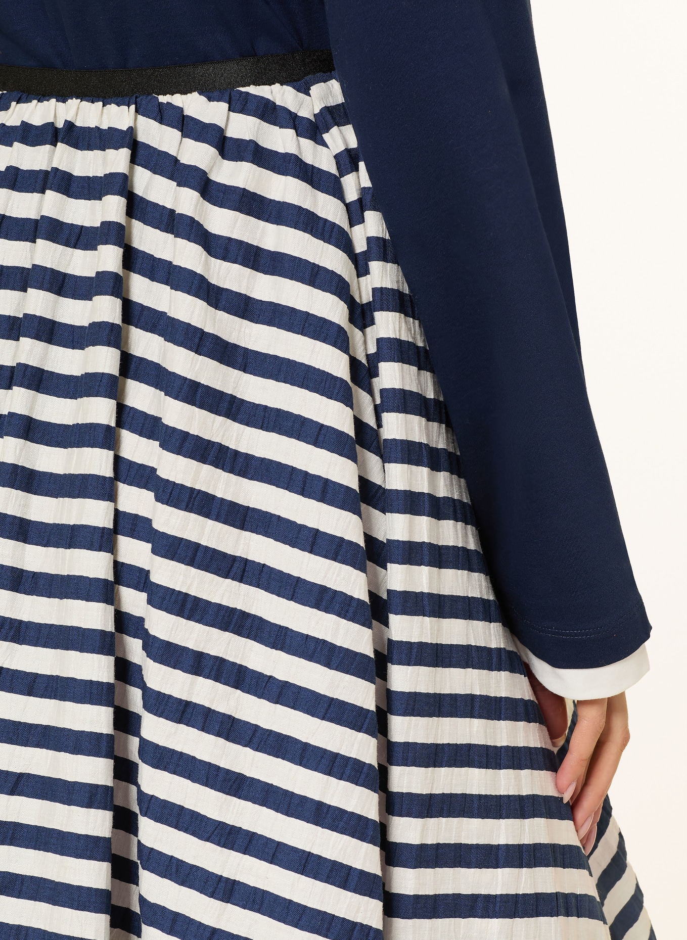 maje Rock: WEISS / DUNKELBLAU