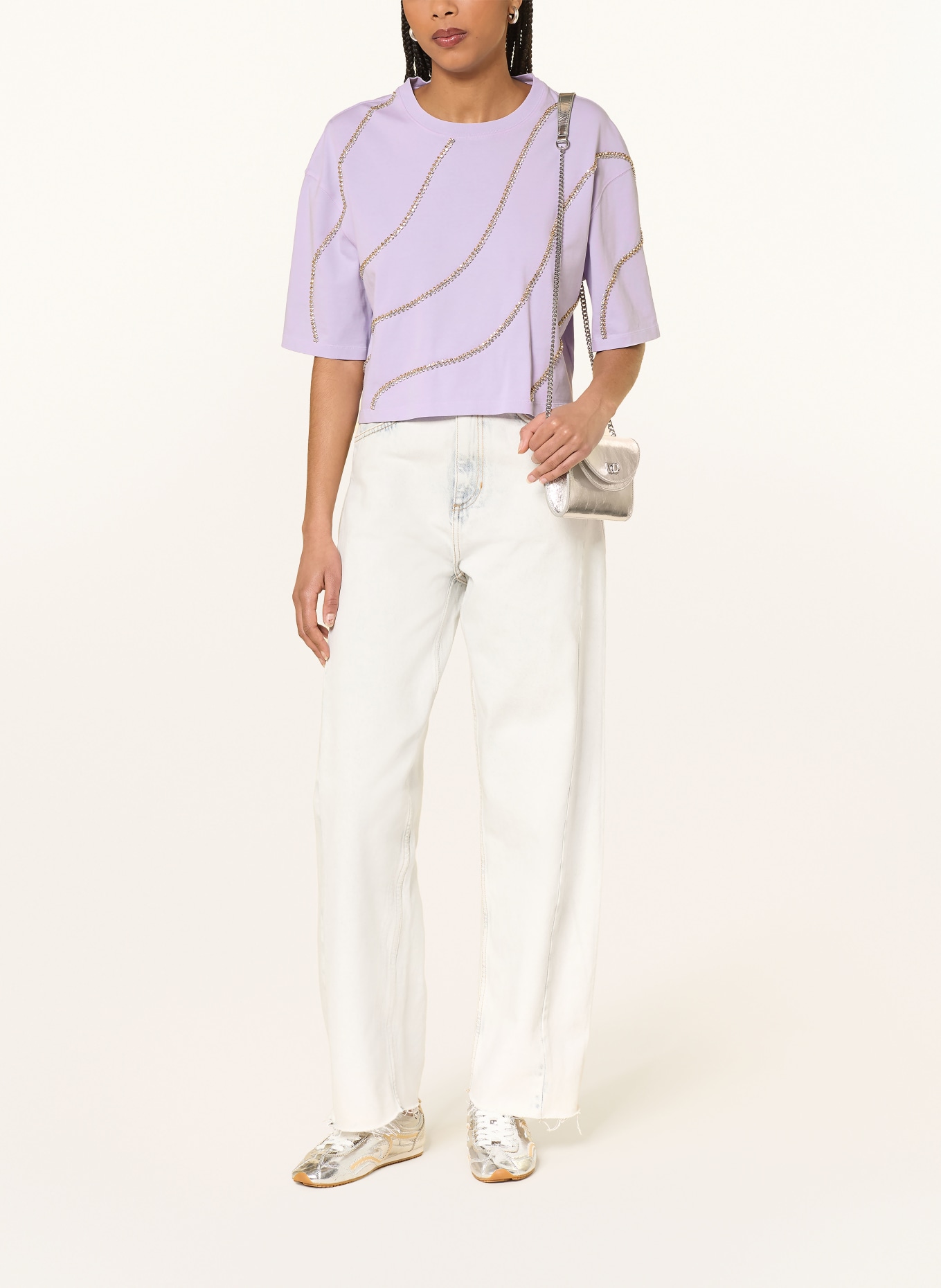 SANDRO T-Shirt mit Schmucksteinen: HELLLILA / GOLD