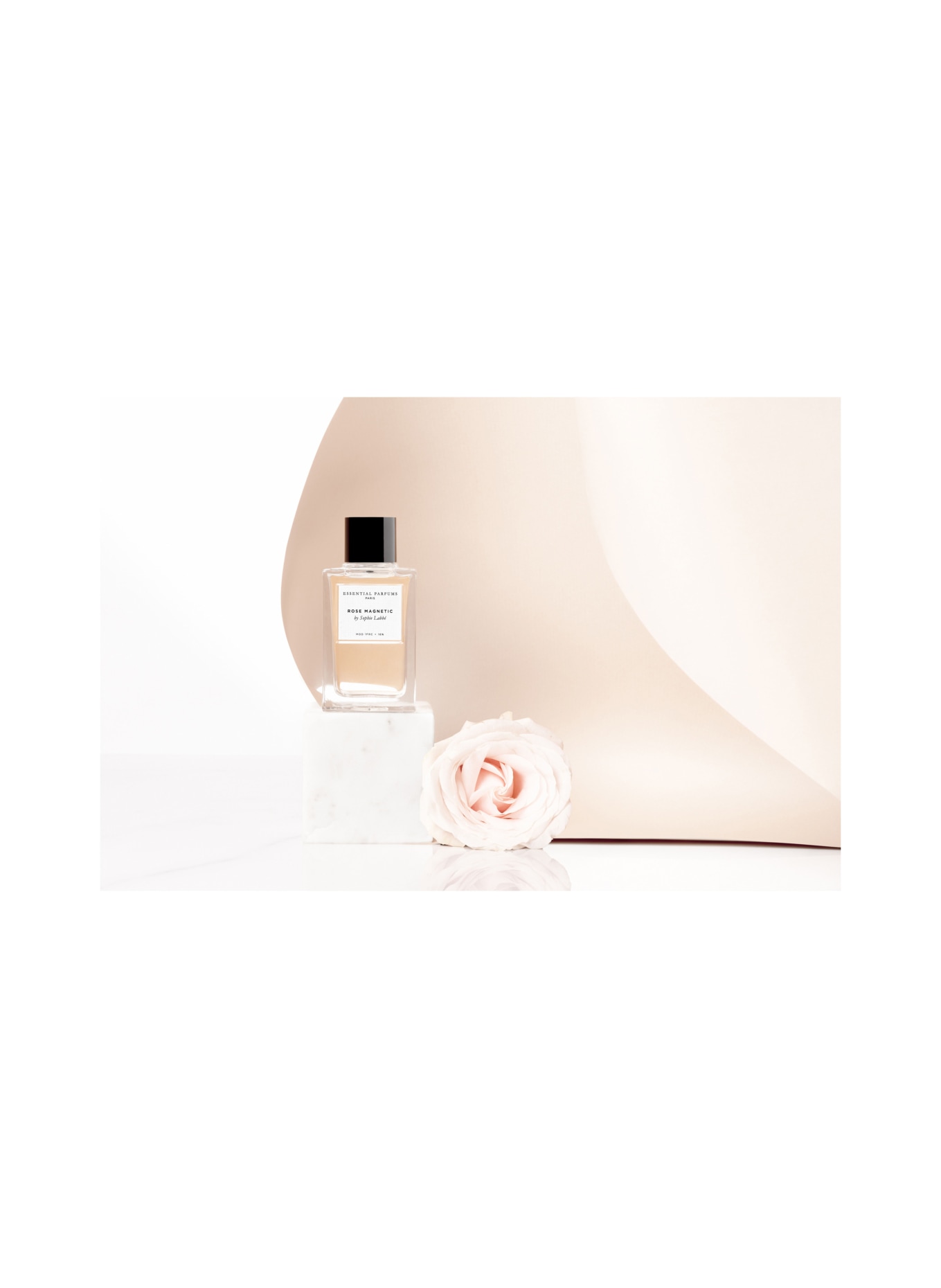 ESSENTIAL PARFUMS ROSE MAGNETIC