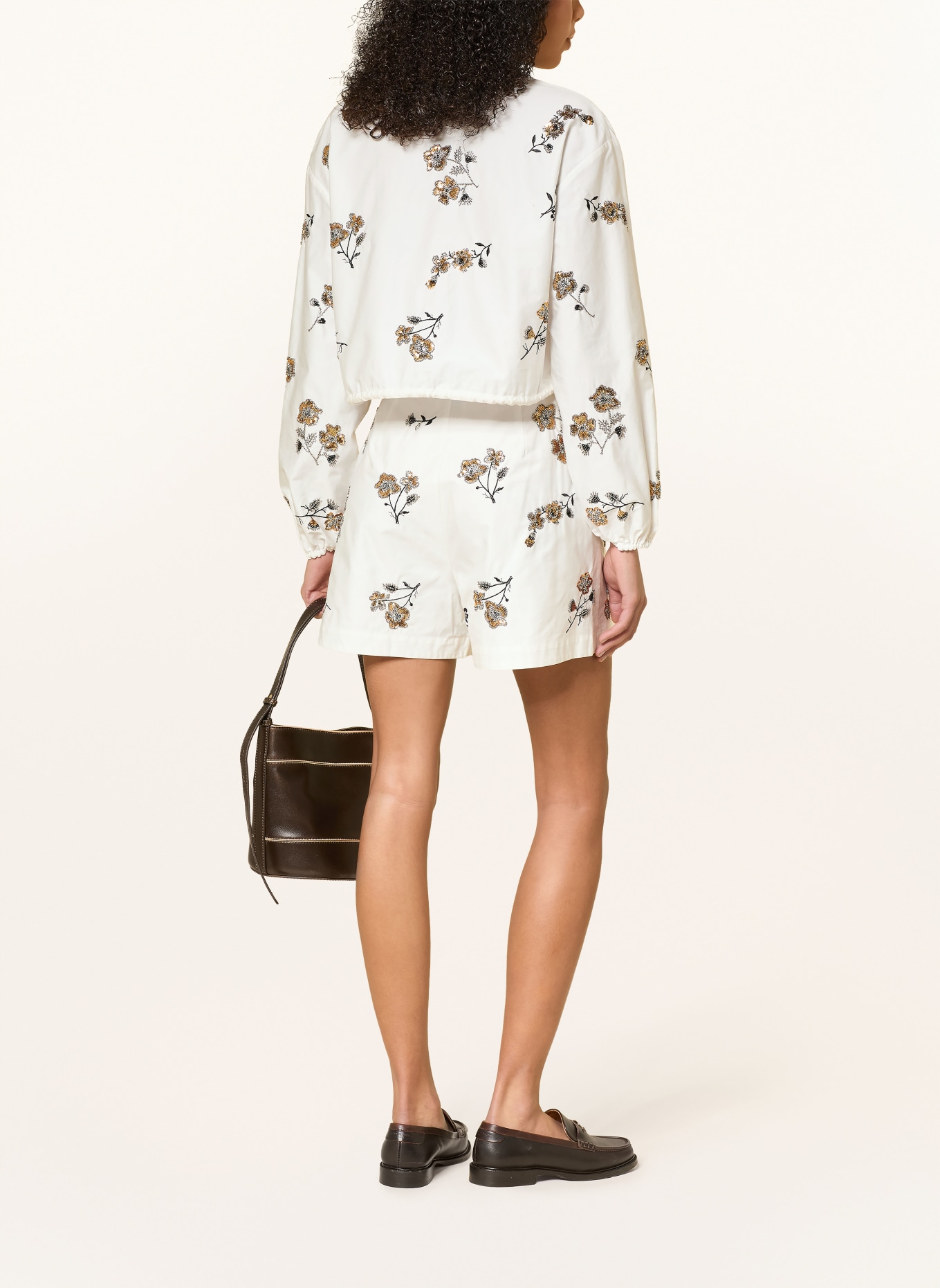 CLAUDIE PIERLOT Bluzka z kamieniami ozdobnymi i cekinami: BIAŁY / SREBRNY / ZŁOTY