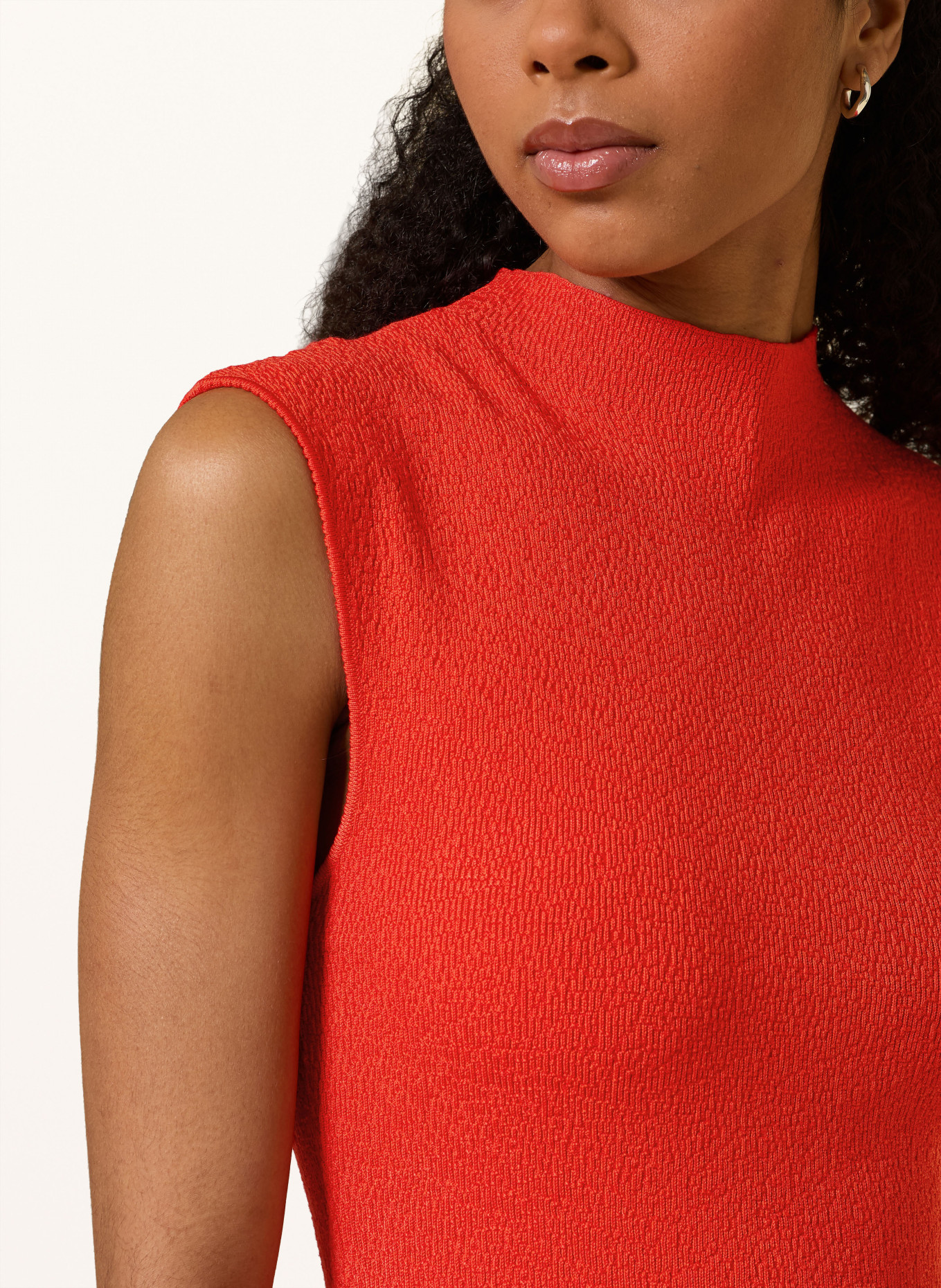 CLAUDIE PIERLOT Strickkleid mit Plissees: ROT