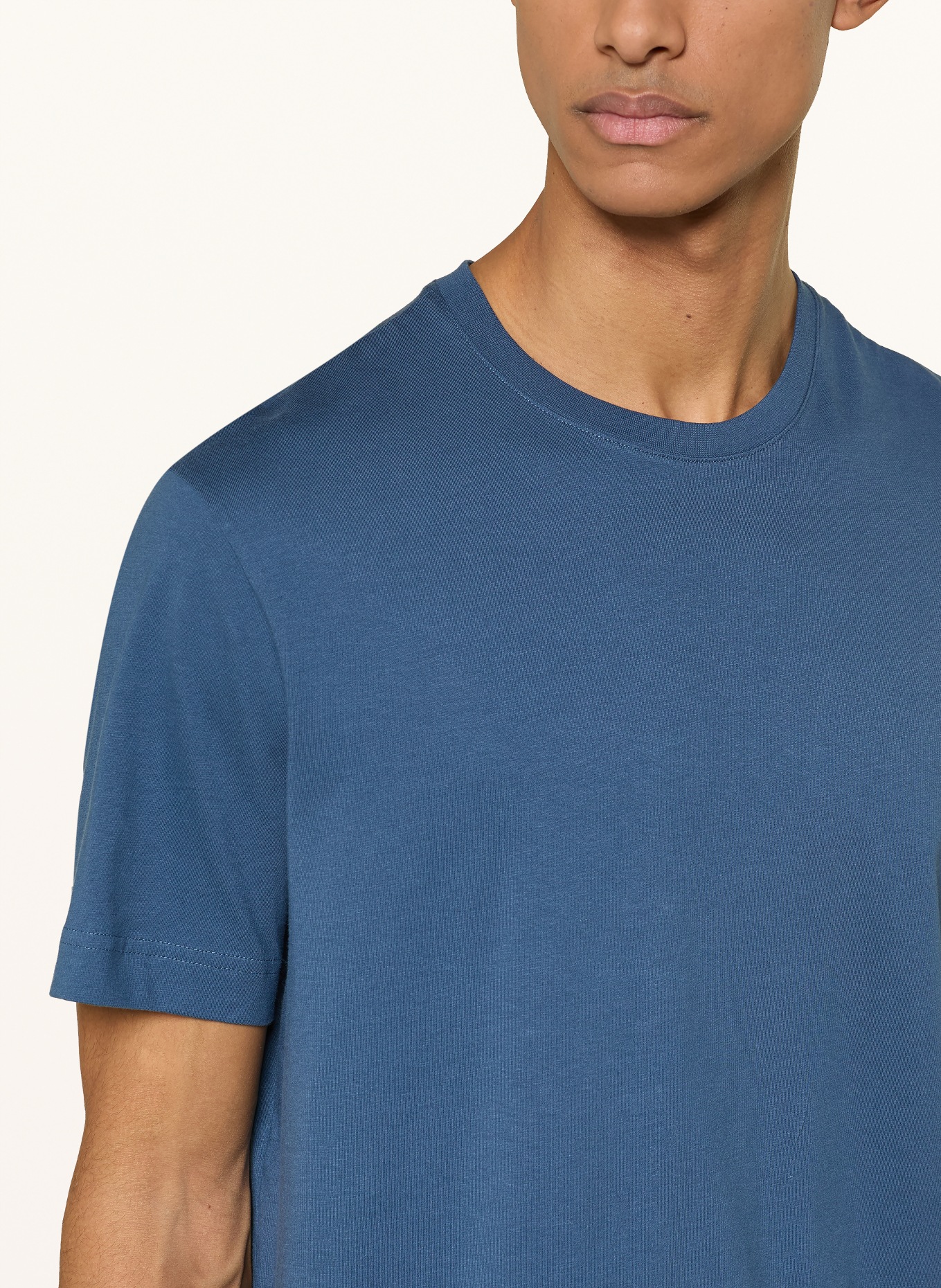 mey Shorty-Schlafanzug Serie SUMMER FLOWER: DUNKELBLAU / WEISS