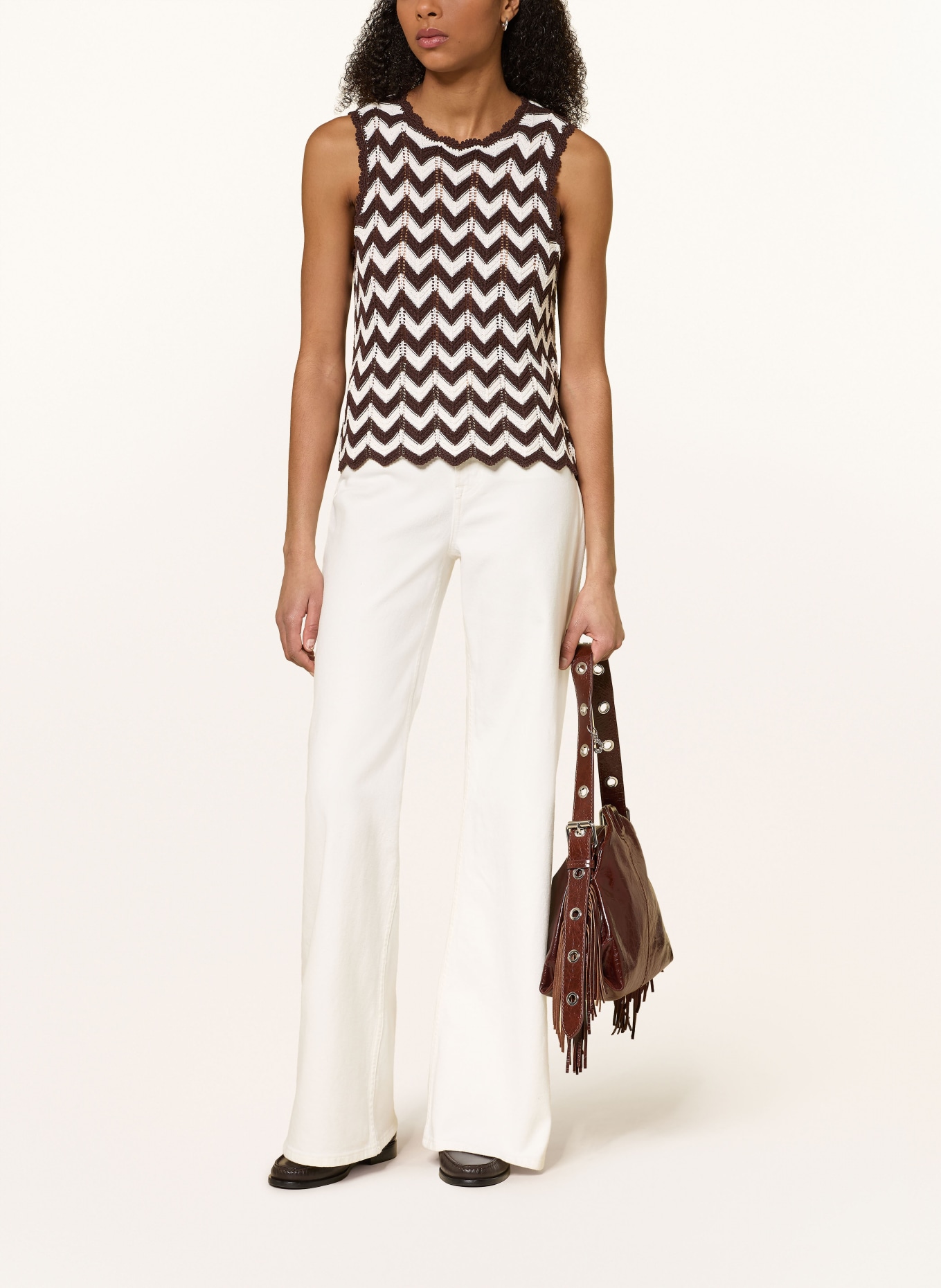 maje Stricktop: DUNKELBRAUN / WEISS