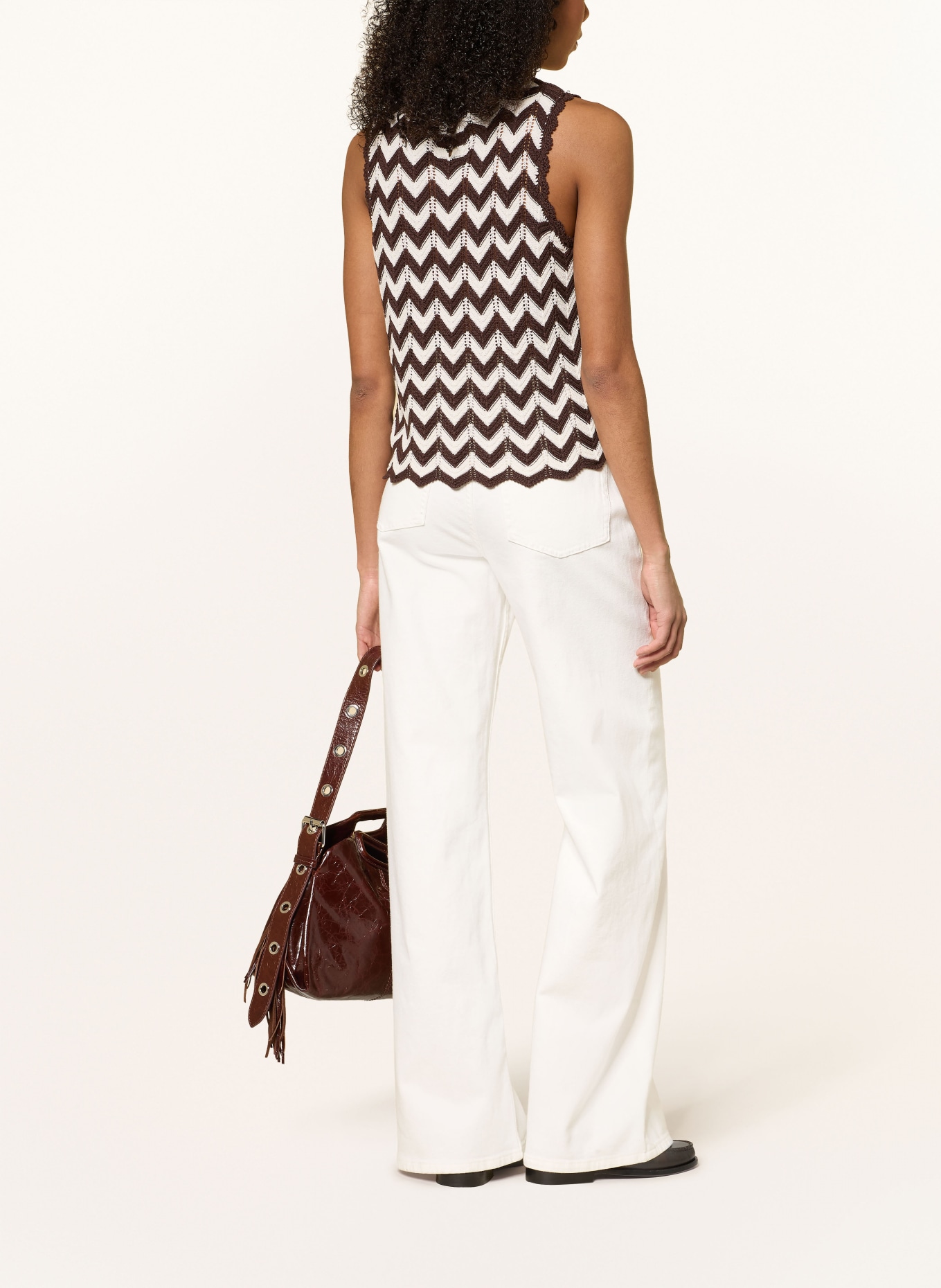 maje Stricktop: DUNKELBRAUN / WEISS