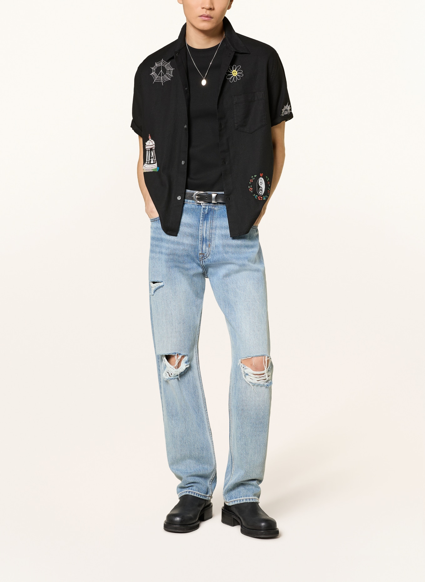 ALLSAINTS Chemise à manches courtes KARLTON coupe carrée: NOIR / ÉCRU