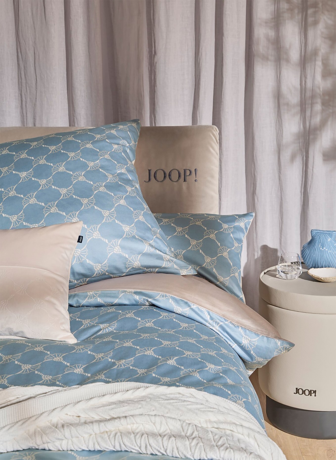 JOOP! Bettwäsche CORNFLOWER DOUBLE zum Wenden: HELLBLAU / HELLGRAU