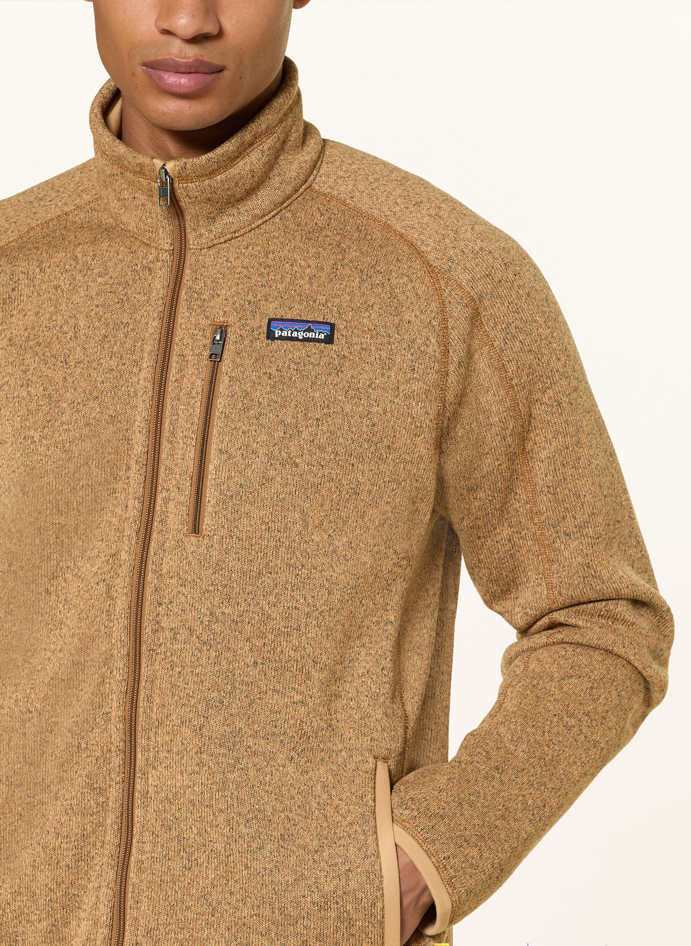 patagonia Pletená fleecová bunda BETTER SWEATER™: KOŇAKOVÁ / BÍLÁ / ČERNÁ