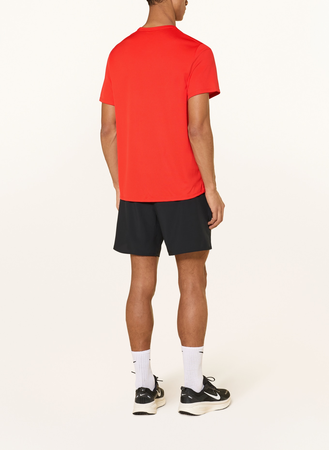 Nike Koszulka do biegania MILER: JASKRAWY CZERWONY