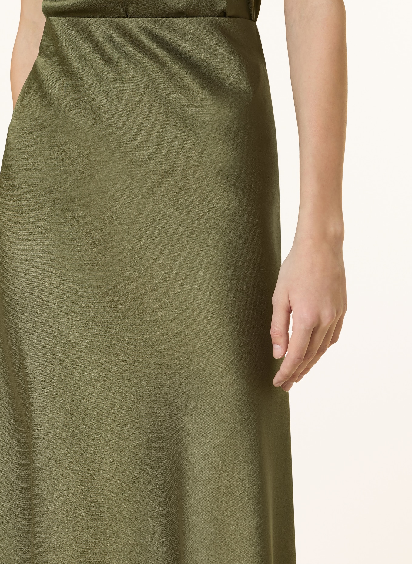 DRYKORN Satinrock URA: OLIV