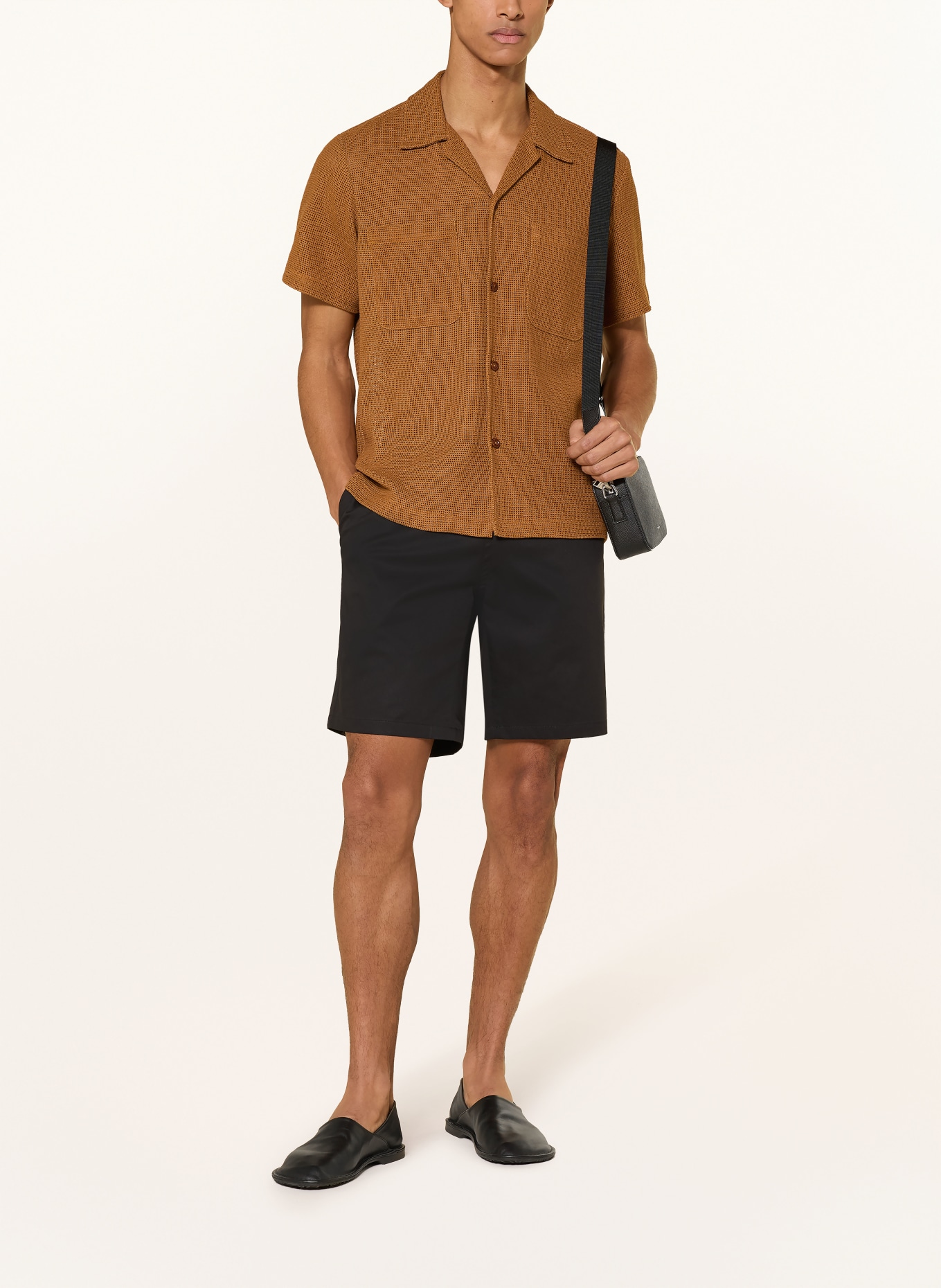 SANDRO Shorts: SCHWARZ