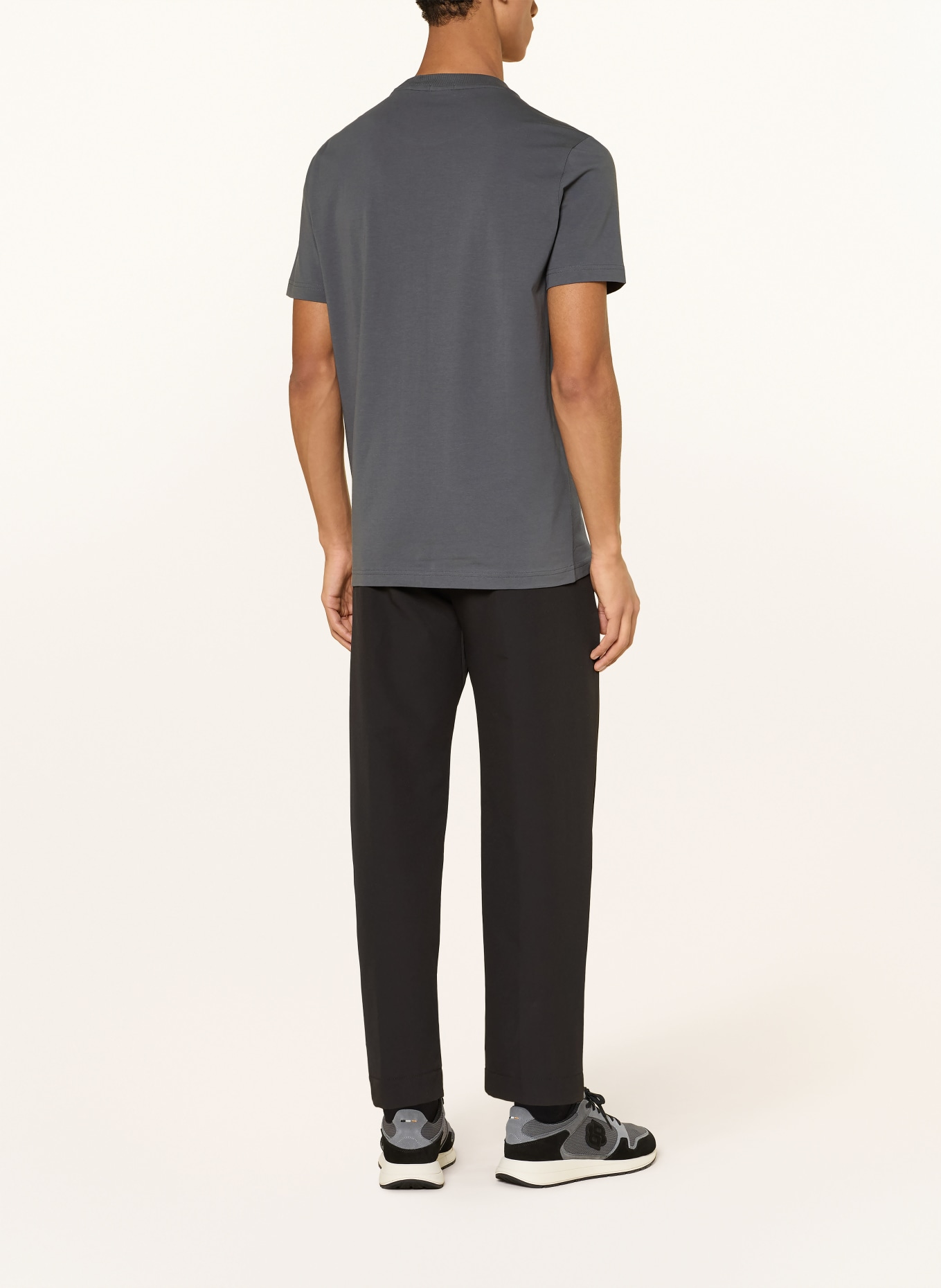 BOSS T-shirt TEE: GRIJS