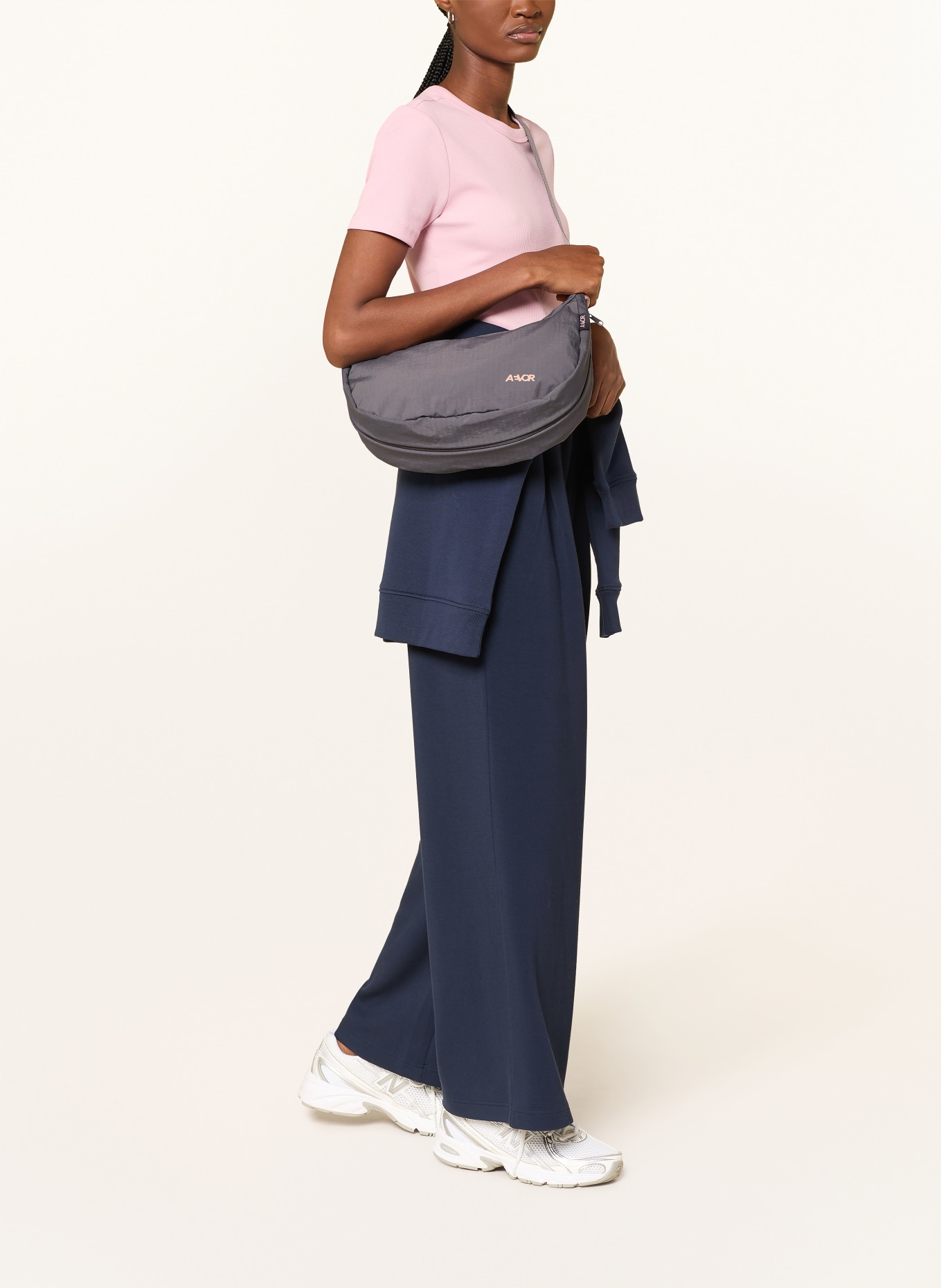 AEVOR schoudertas: GRIJS