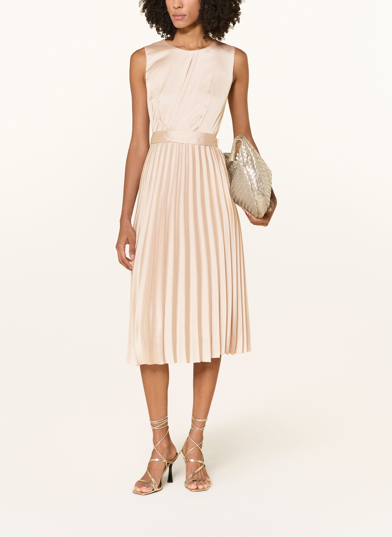 BETTY&CO jurk: BEIGE