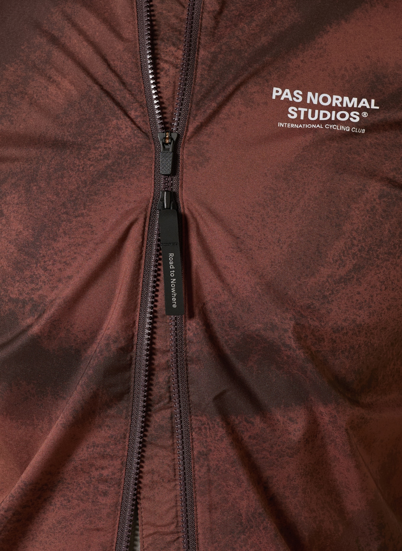 PAS NORMAL STUDIOS Fietsjas MECHANISM STOW AWAY: MARRON FONCÉ