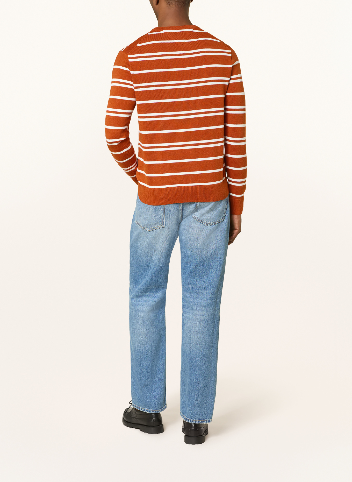 TOMMY HILFIGER Svetr: TMAVĚ ORANŽOVÁ / KRÉMOVÁ