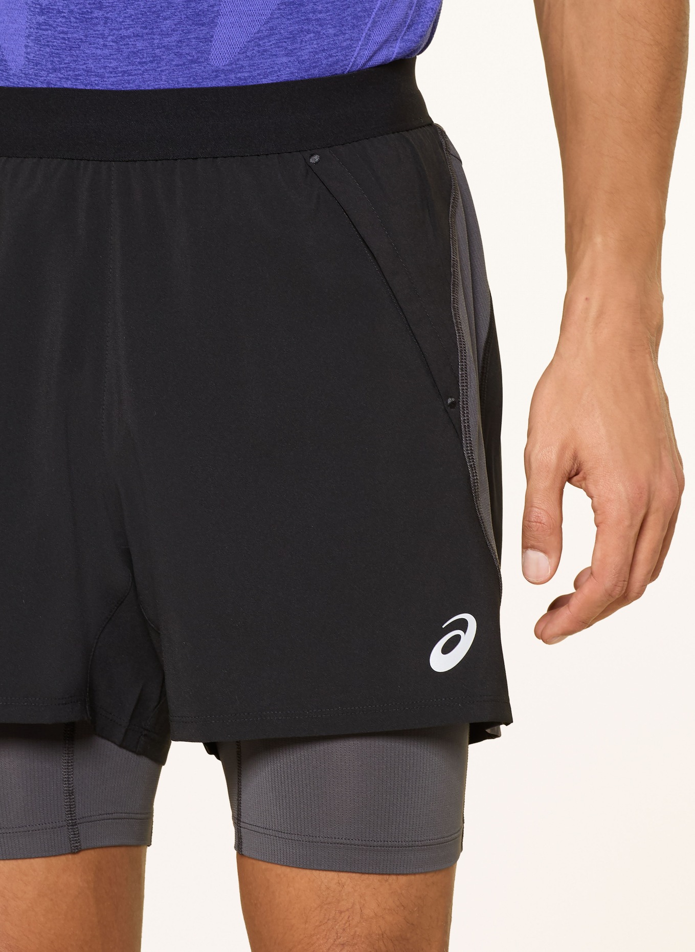 ASICS Szorty do biegania 2 w 1 ROAD: CZARNY / SZARY