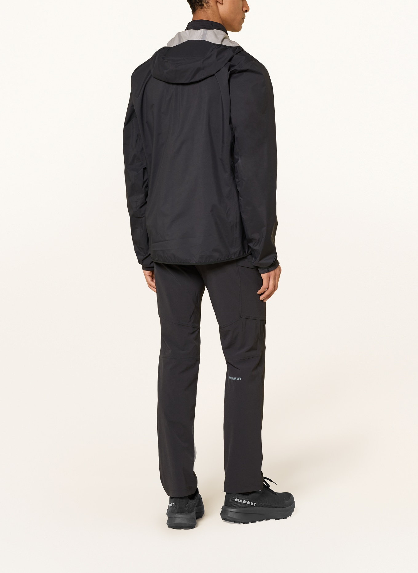 MAMMUT Hardshell-Jacke DUCAN LIGHT: SCHWARZ
