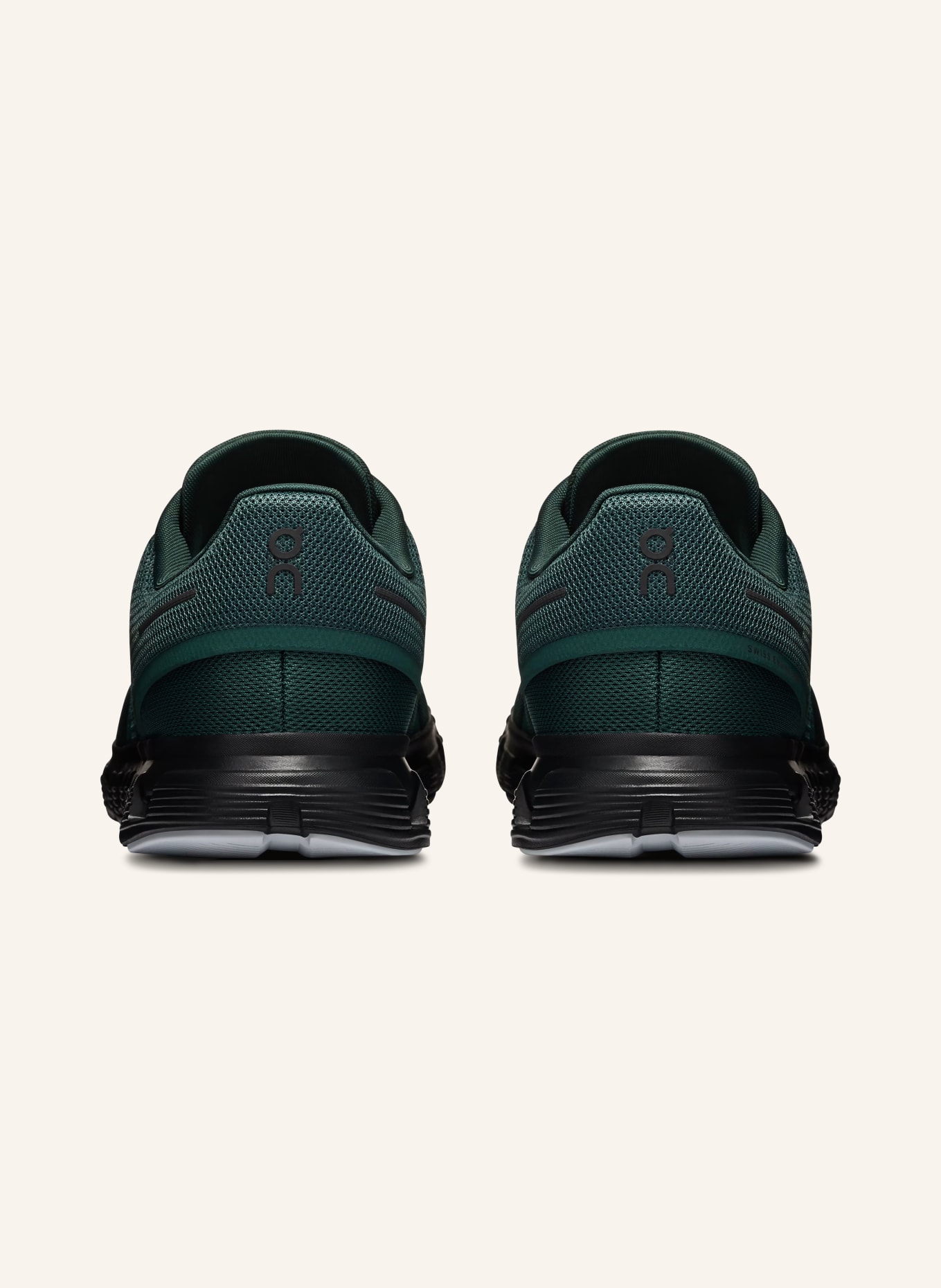 On Sneaker CLOUD 6: DONKERGROEN