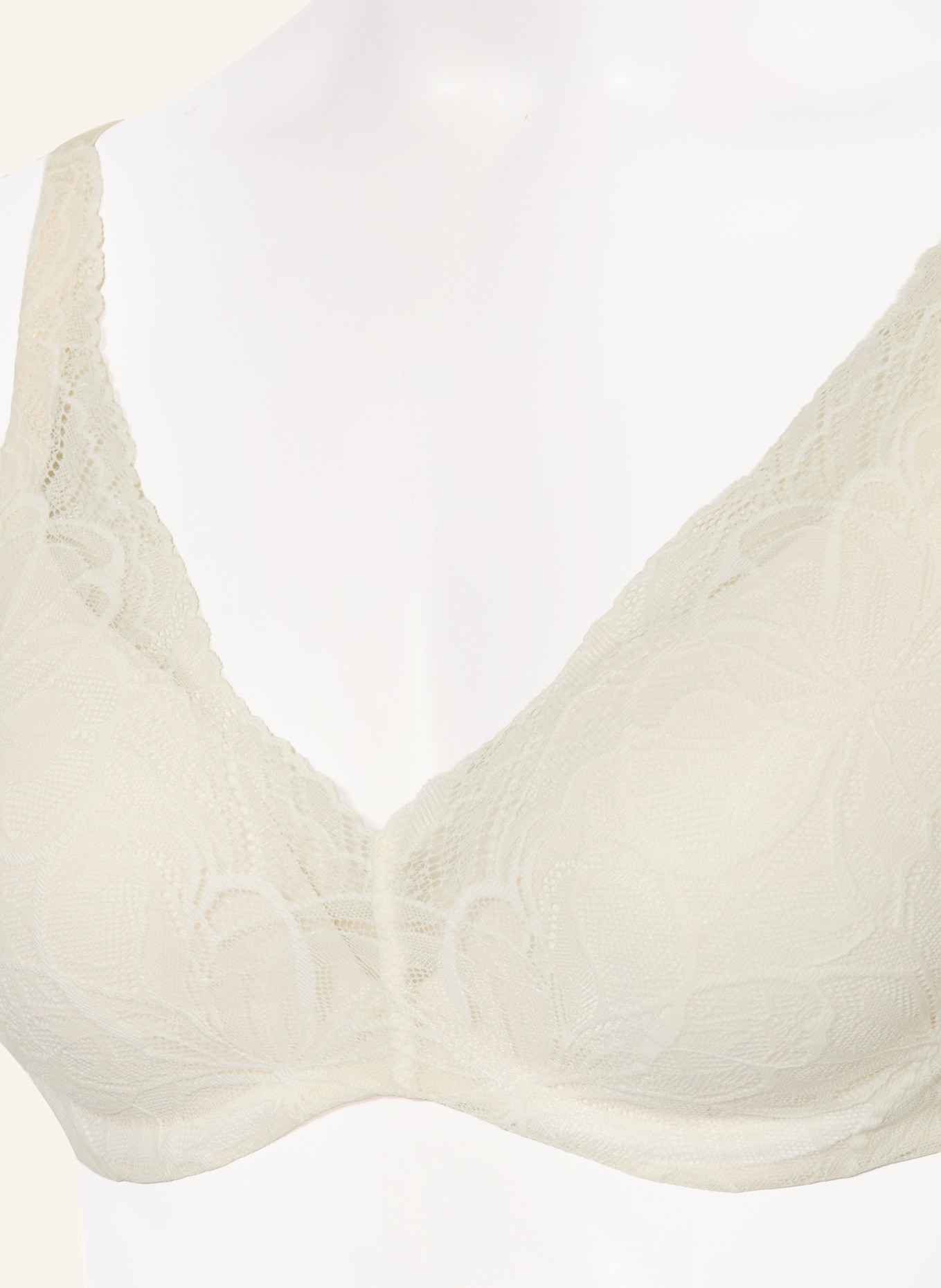 Triumph Schalen-BH BODY MAKE-UP ILLUSION LACE: ECRU