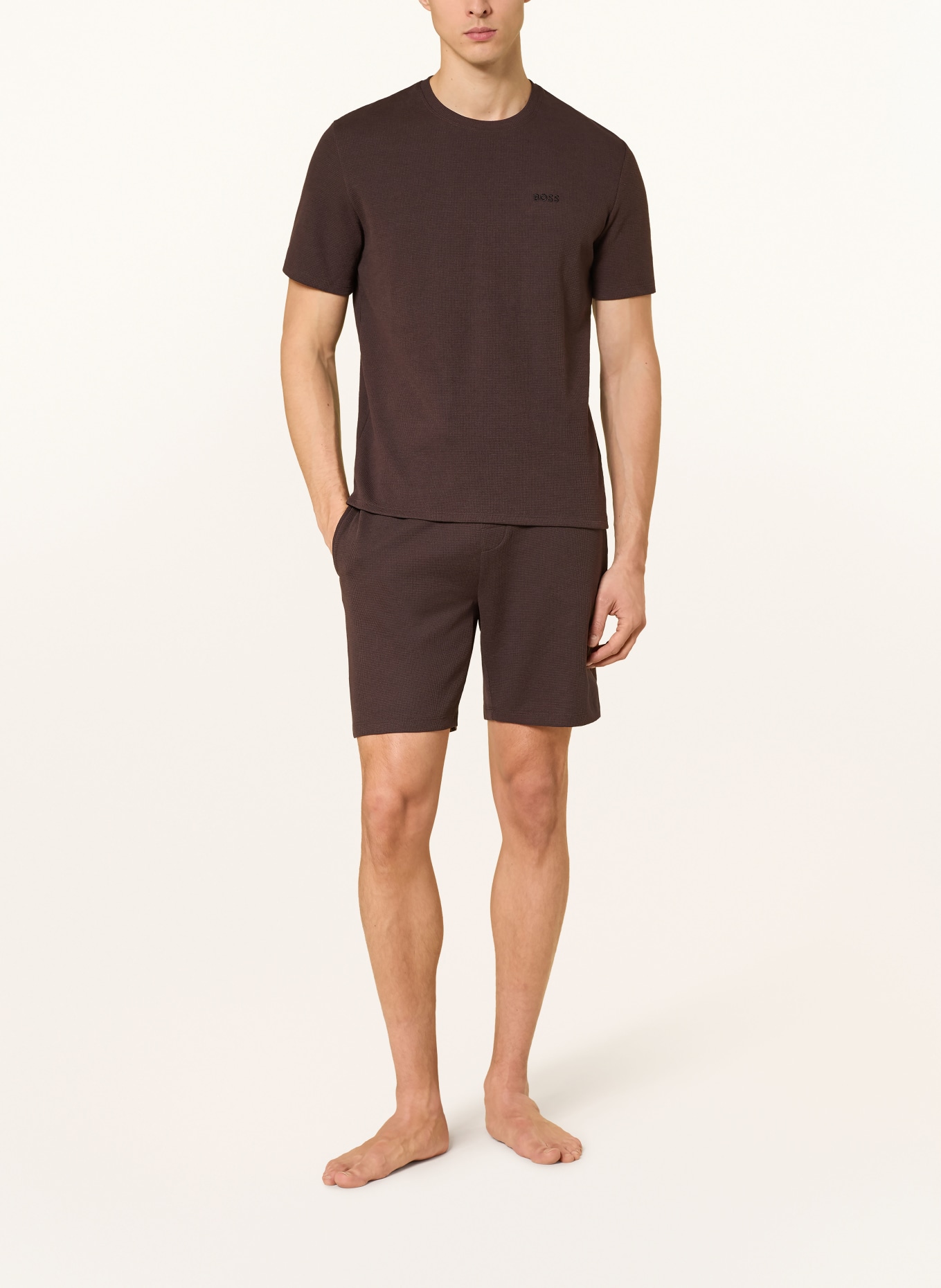 BOSS Schlafshirt: DUNKELBRAUN