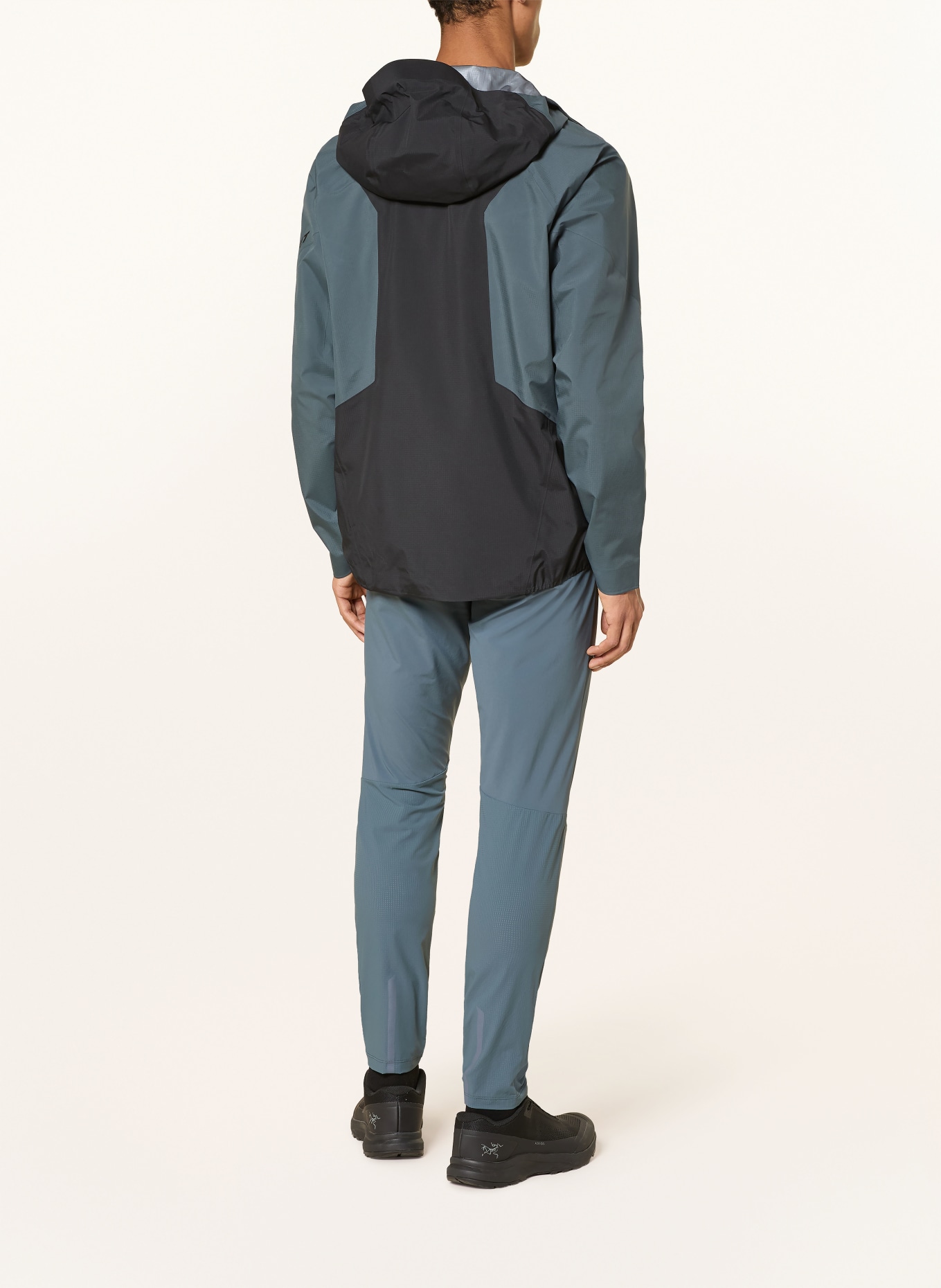 DYNAFIT TRANSALPER GTX hardshell jacket: BLUE GRAY / DARK GRAY