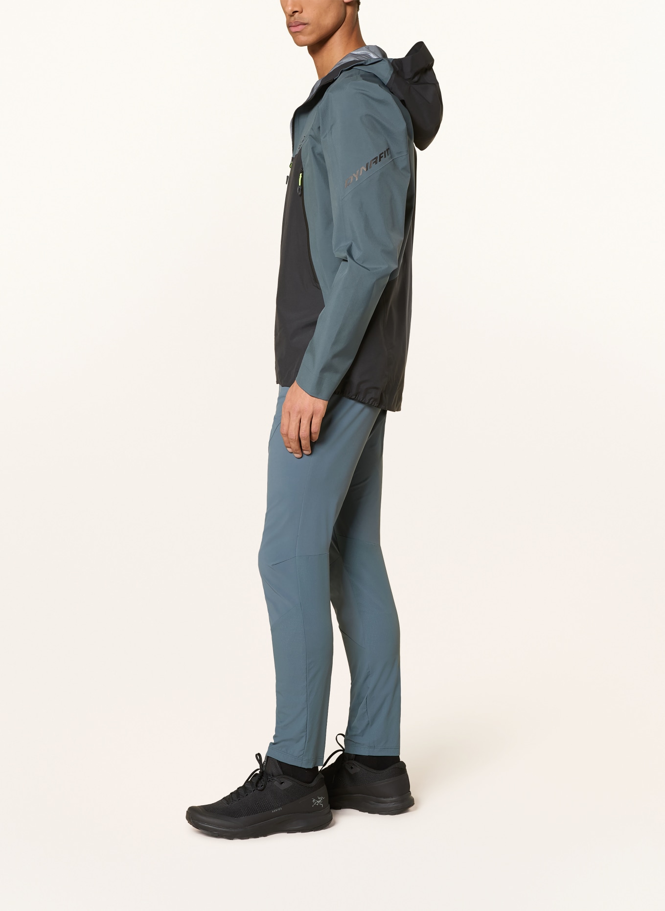 DYNAFIT TRANSALPER GTX hardshell jacket: BLUE GRAY / DARK GRAY